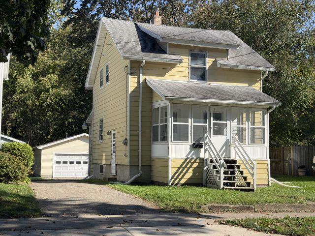 547 Seymour Avenue — photo