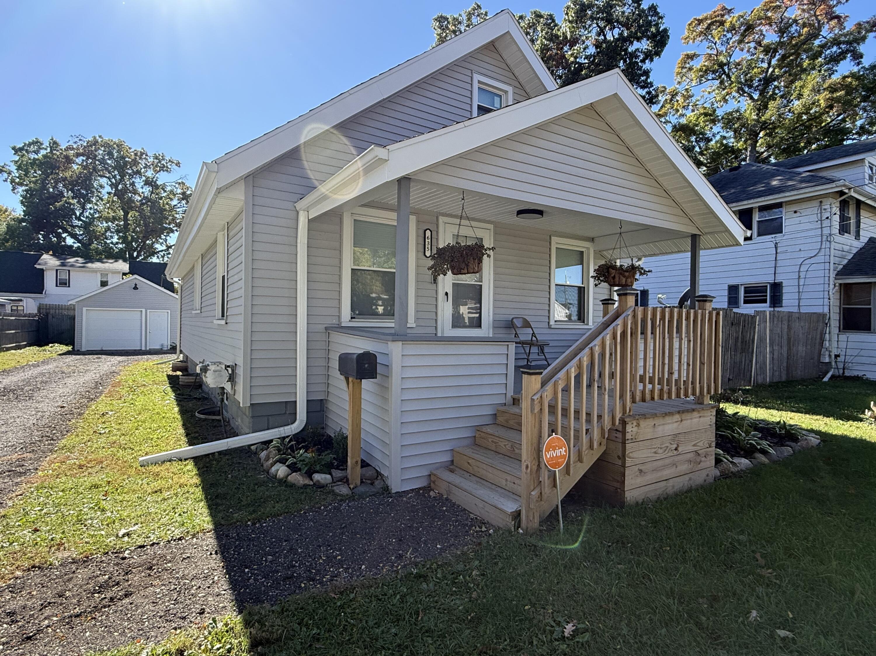 635 Madison Street — photo