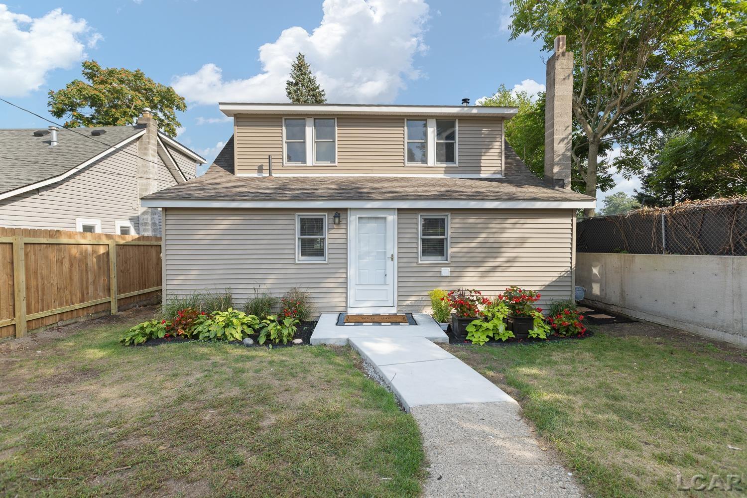 1261 Grove Point Drive — photo