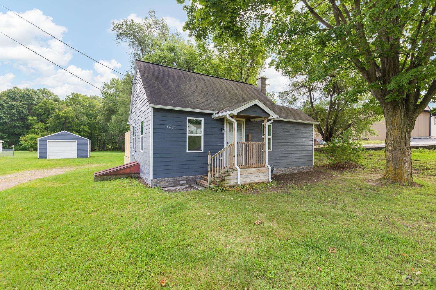 3435 N Adrian Highway — photo