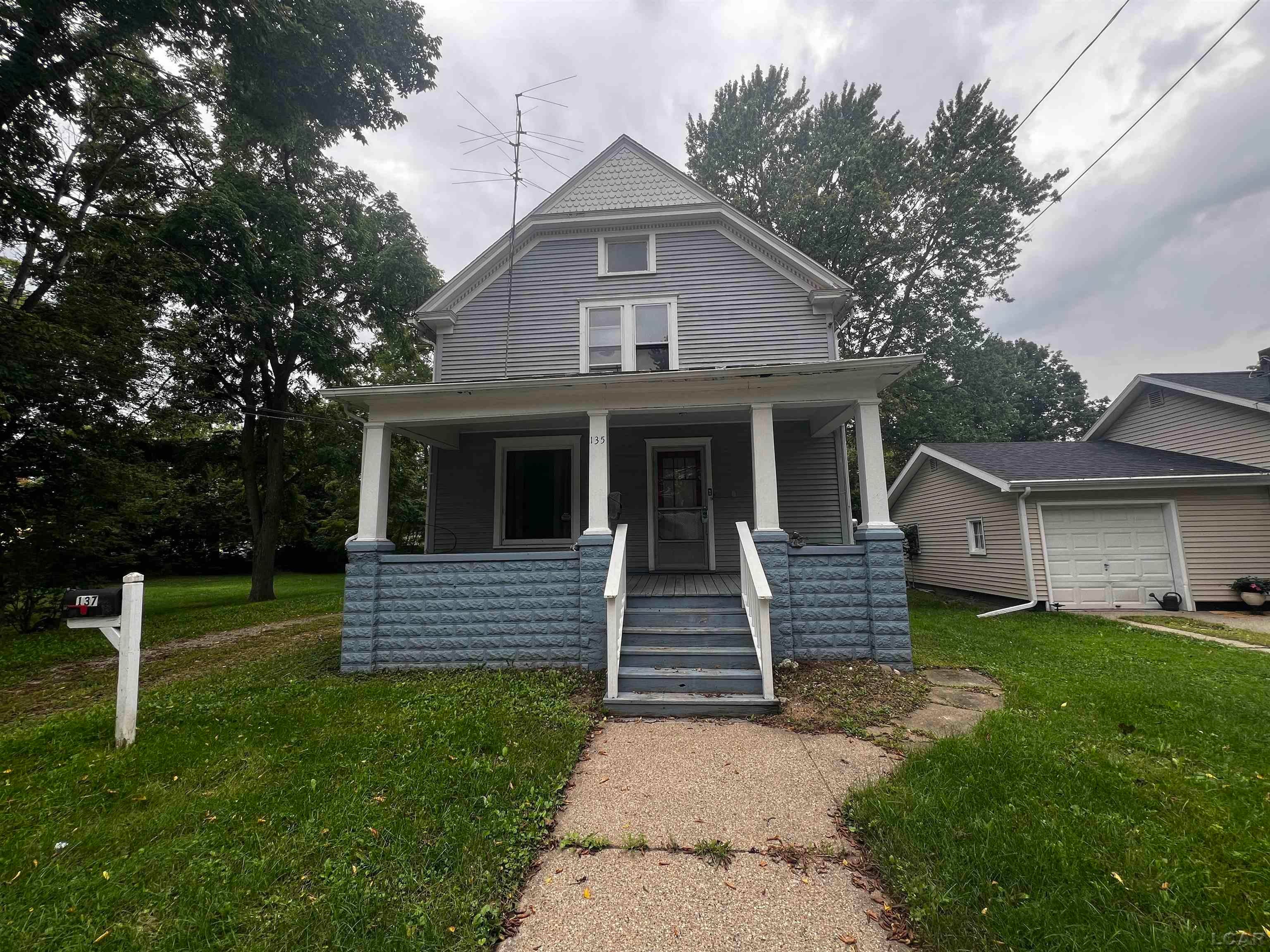 135 N Mckenzie Street — photo