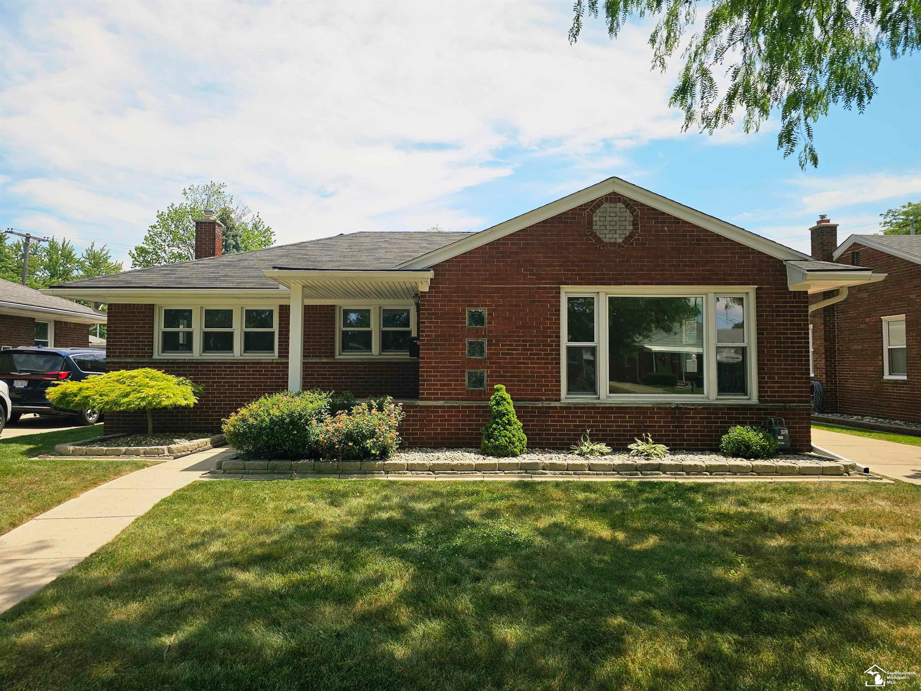 2955 Bridge Street — photo
