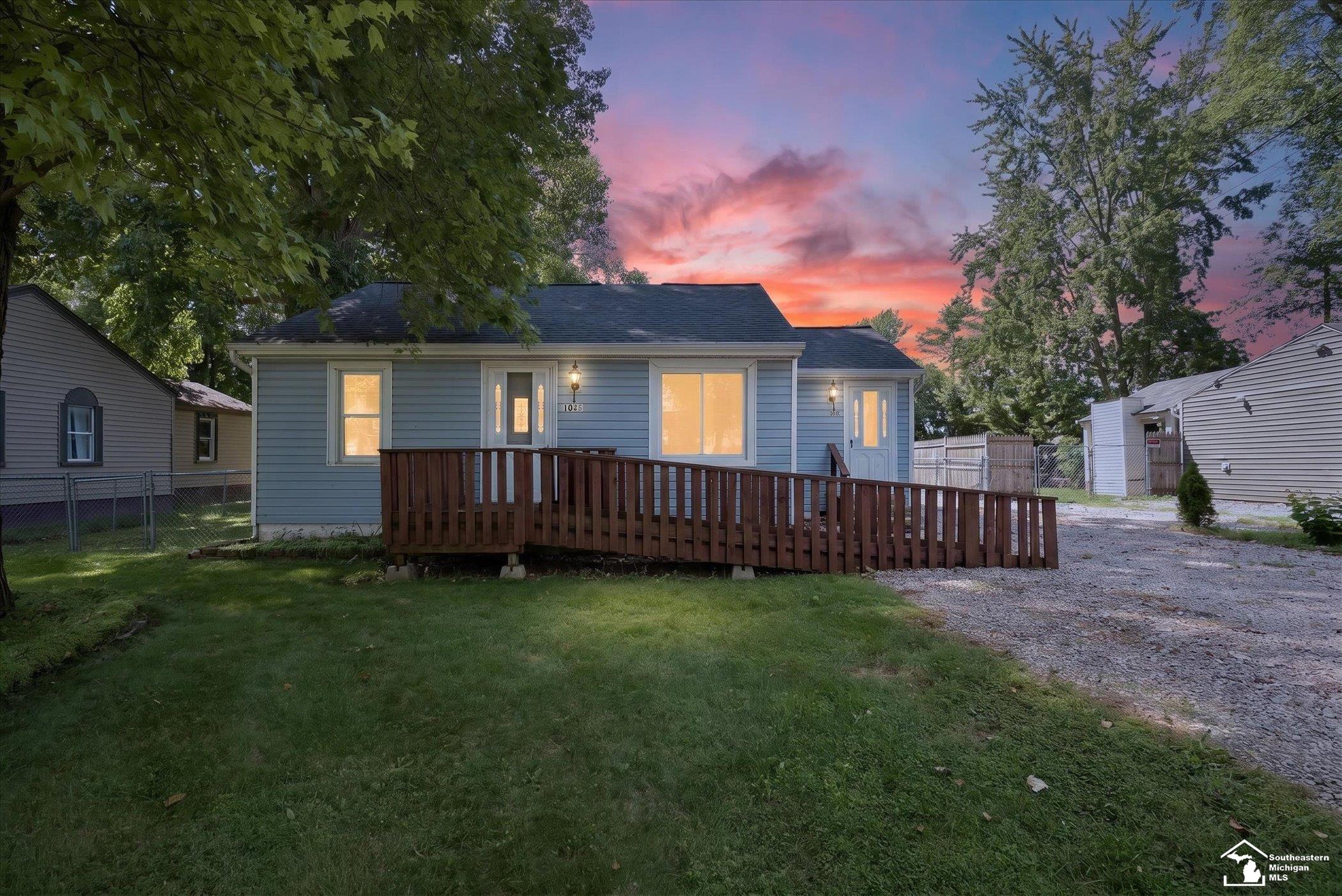 1028 Carlton Drive — photo