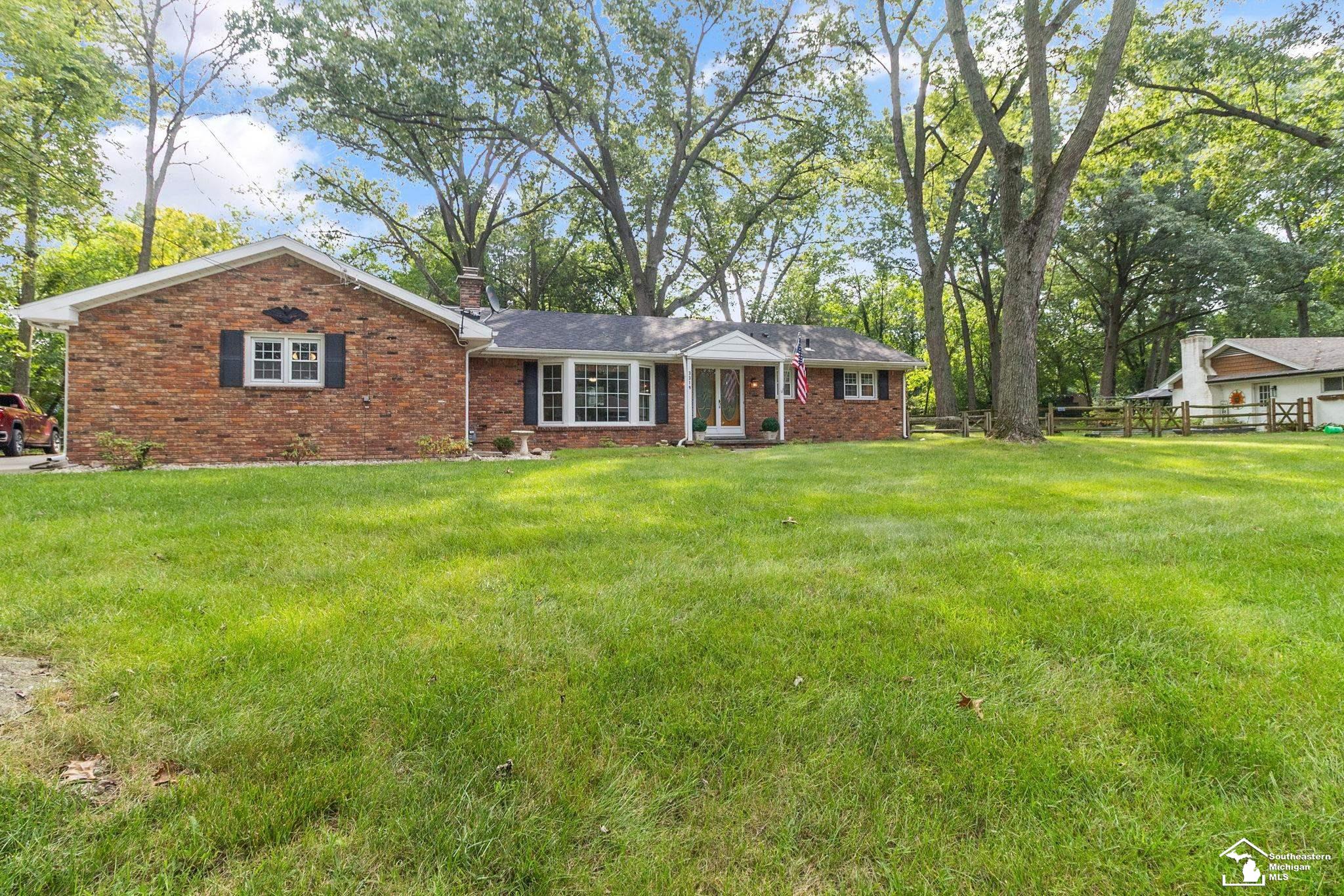 3319 Deepwood Drive — photo