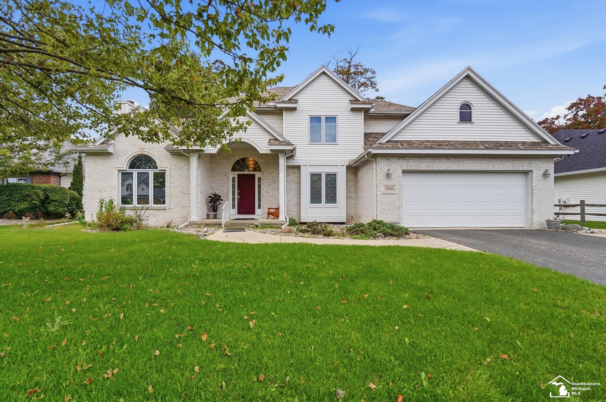 7365 Hidden Valley Dr — photo