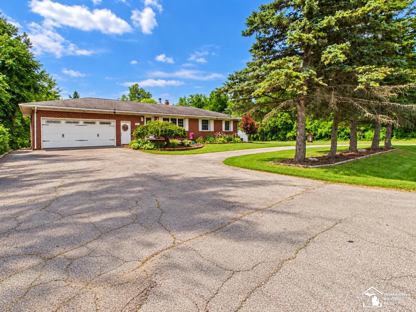 3183 Bluebush Road, Monroe, MI 48162 — photo 2