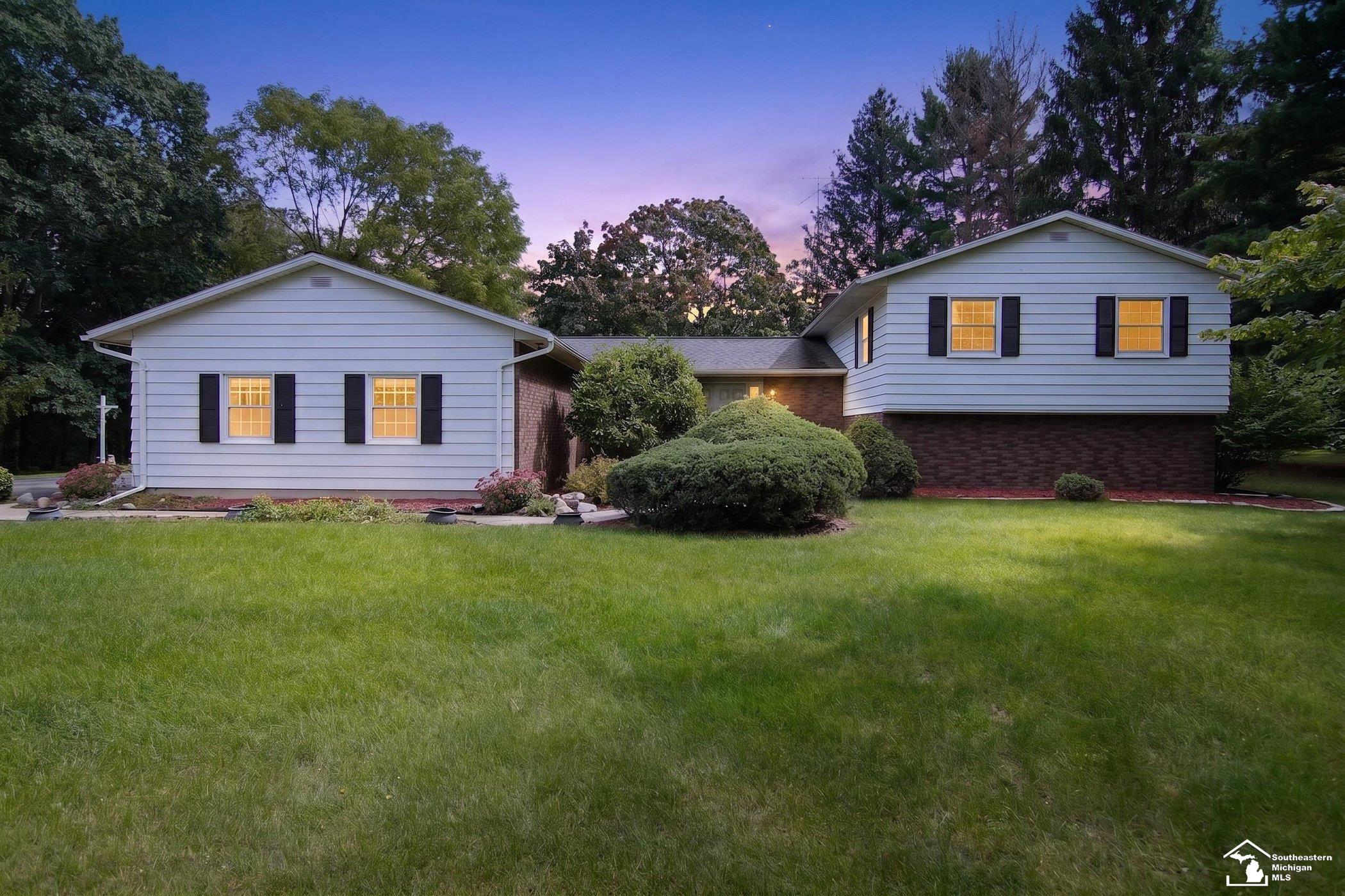 355 Sandy Beach Dr — photo