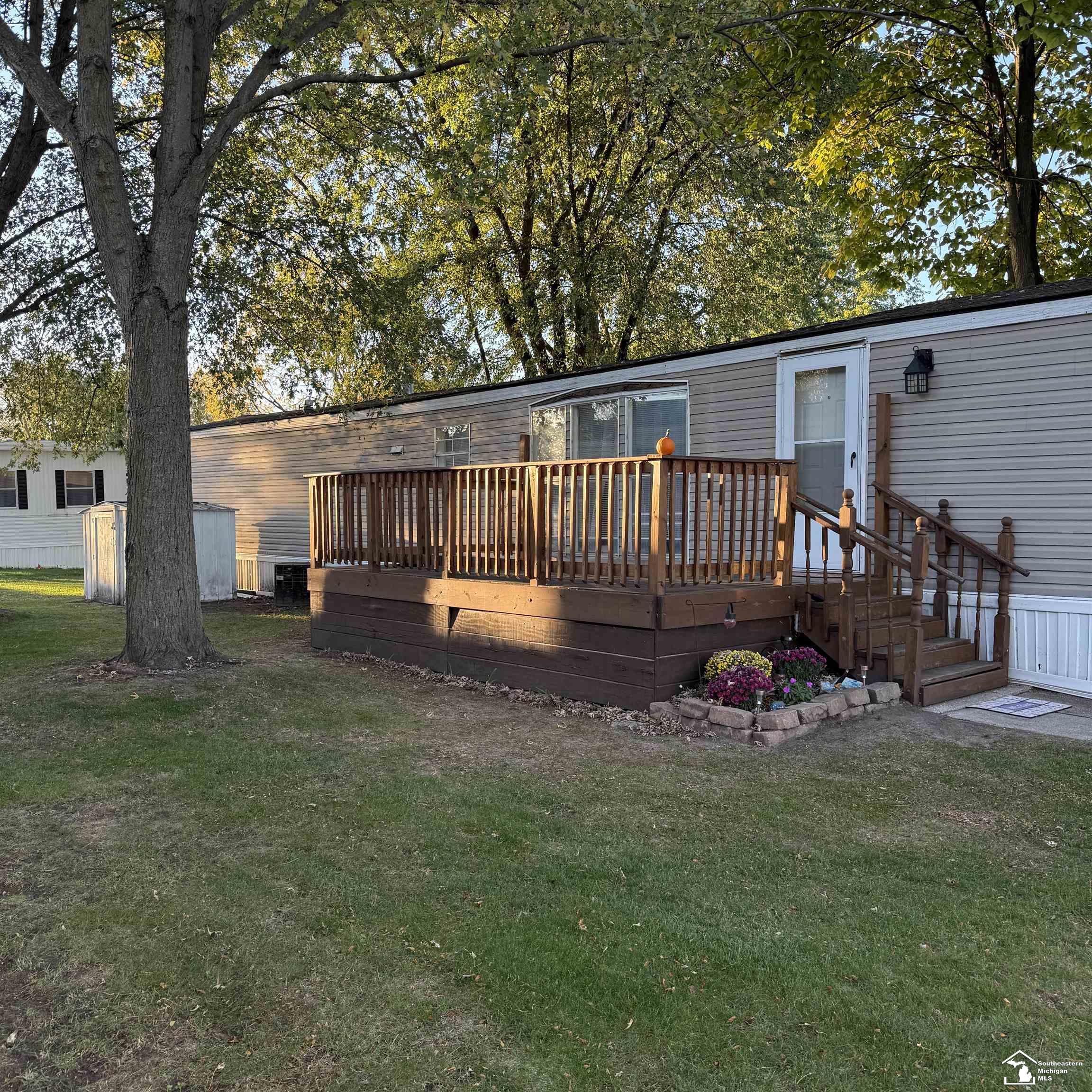 22028 Dubois Dr — photo