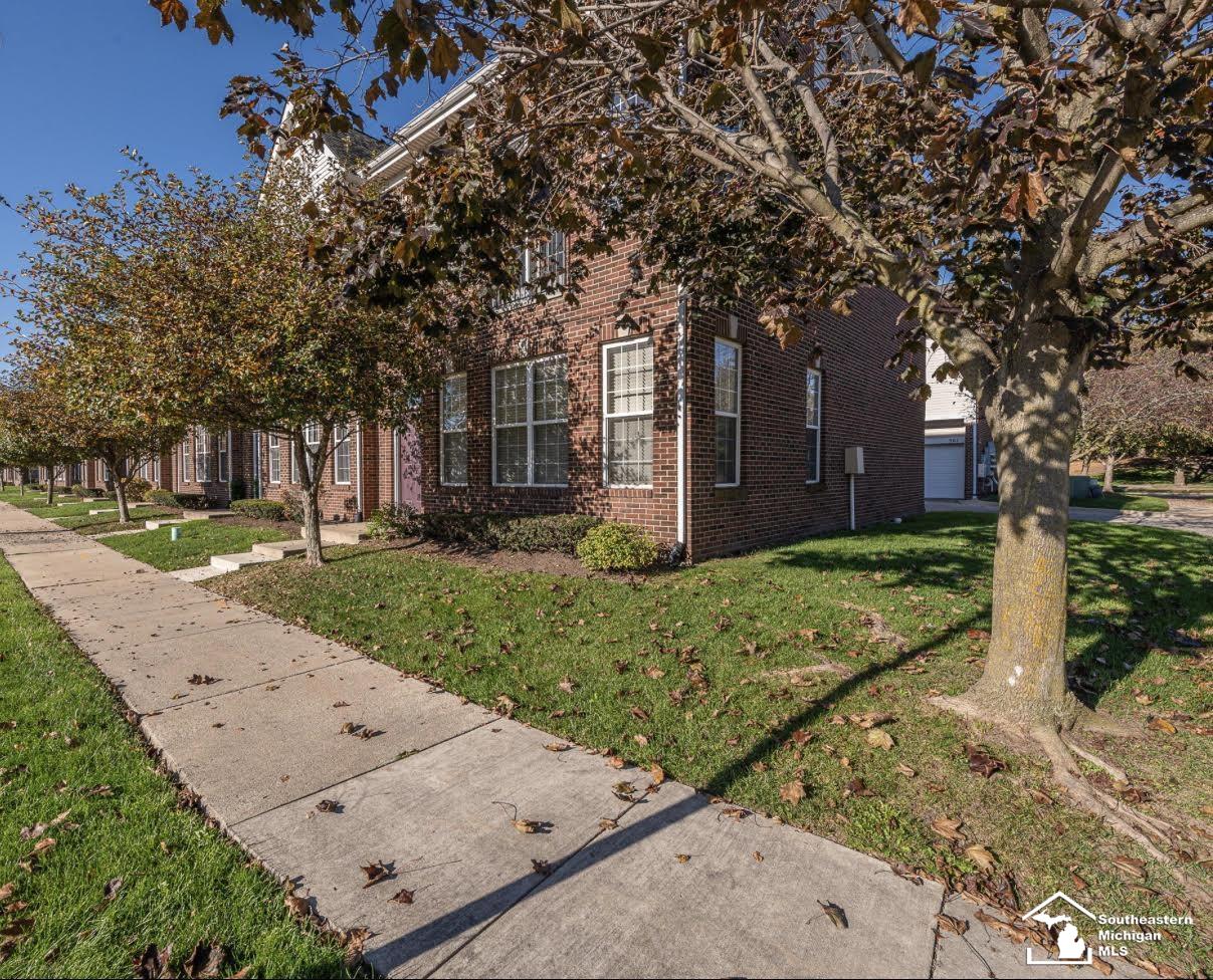 502 Kaye Lani Ave — photo