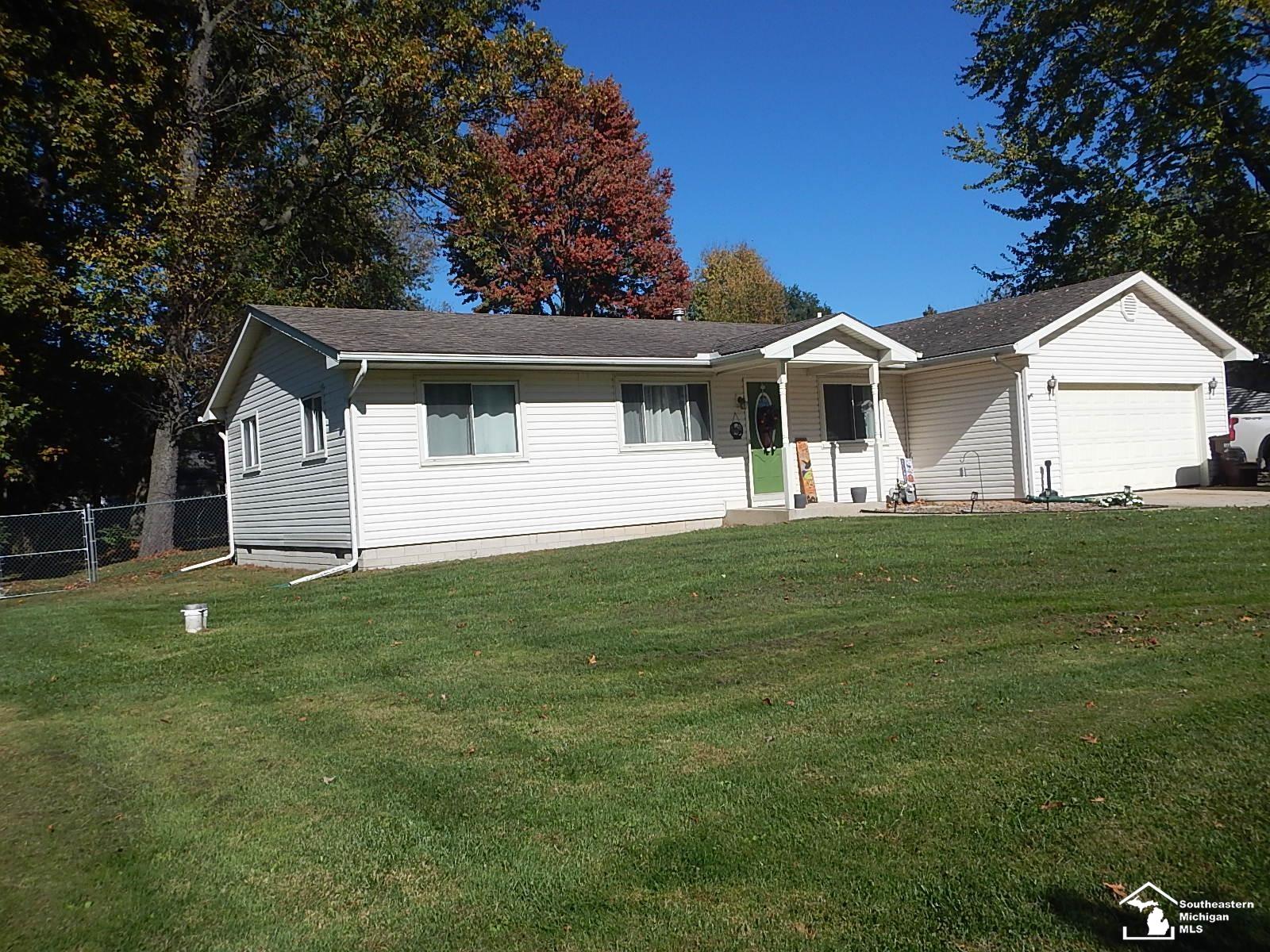 4396 Steck Cmn — photo