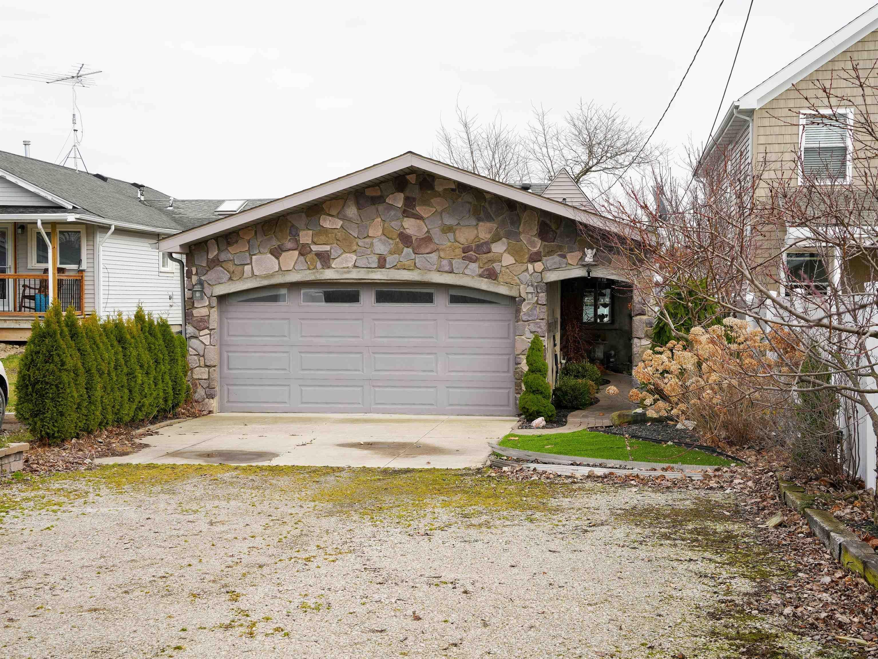 5403 Pointe Drive — photo