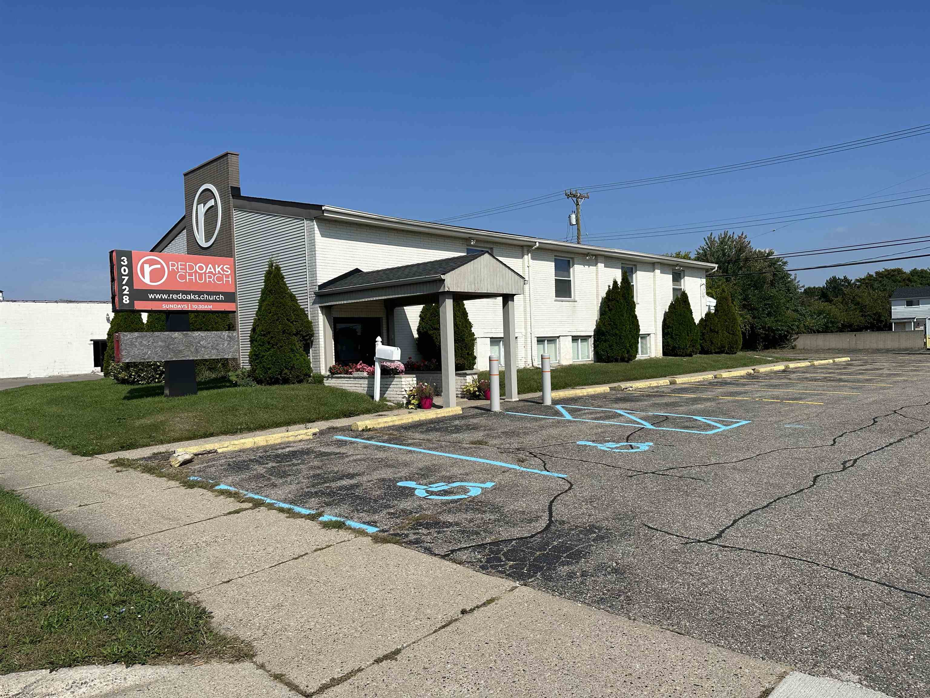 30728 John R Road, Madison Heights, MI 48071