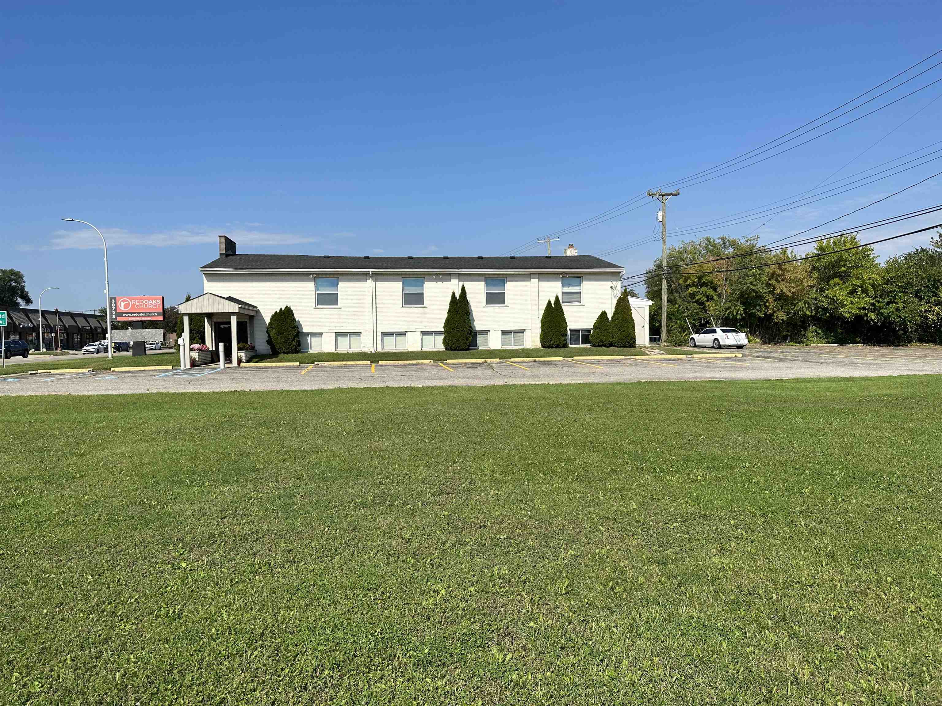 30728 John R Road, Madison Heights, MI 48071 — photo 2