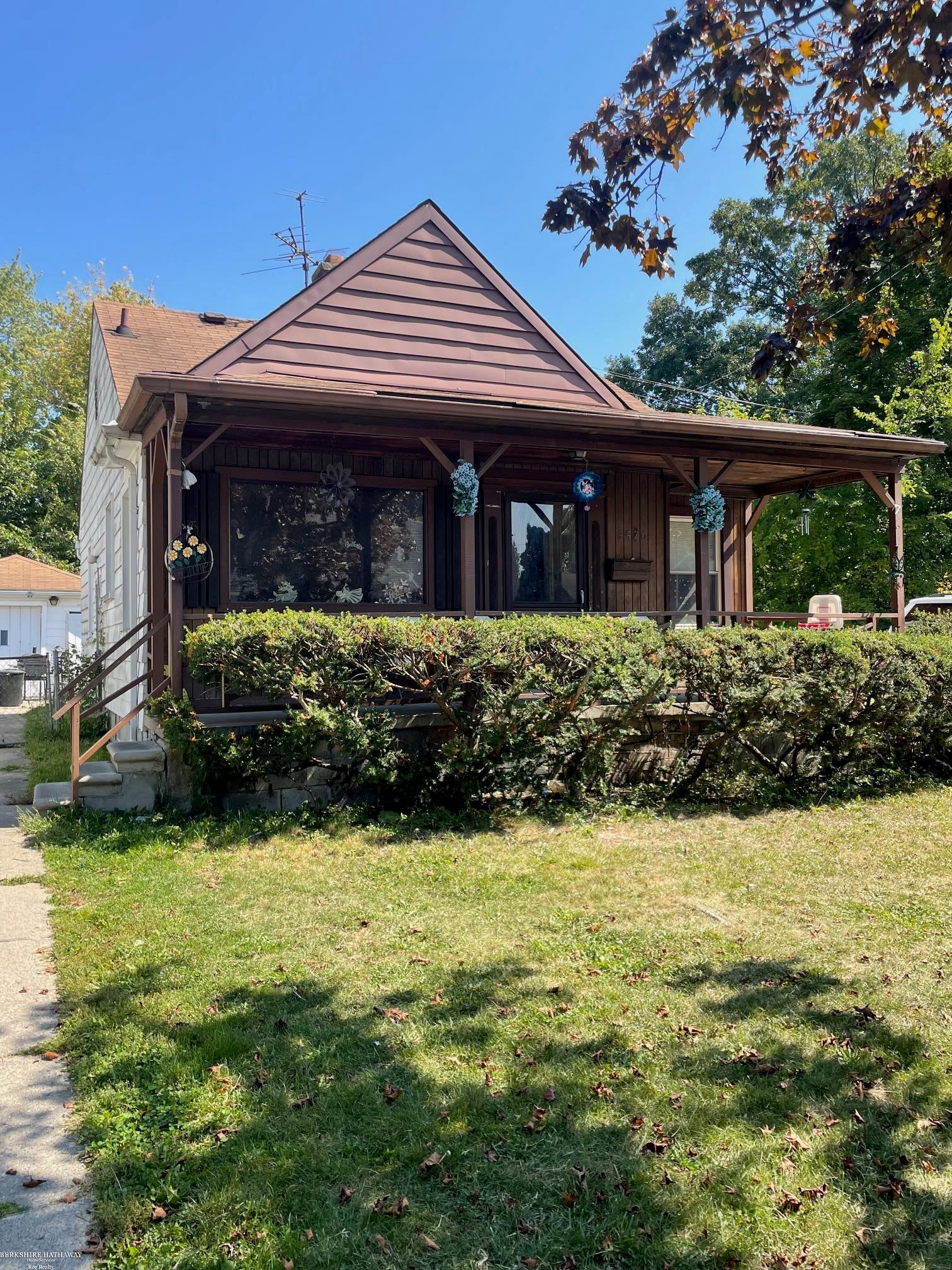 5570 Farmbrook Street, Detroit City, MI 48224 — photo 2