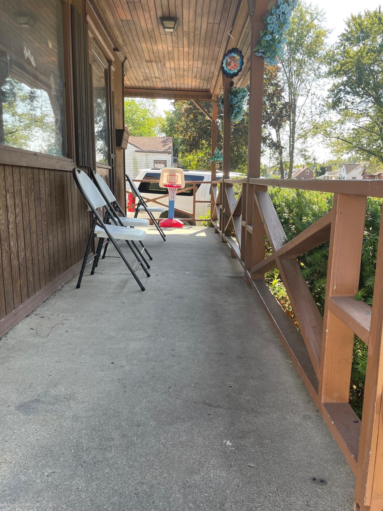 5570 Farmbrook Street, Detroit City, MI 48224 — photo 3