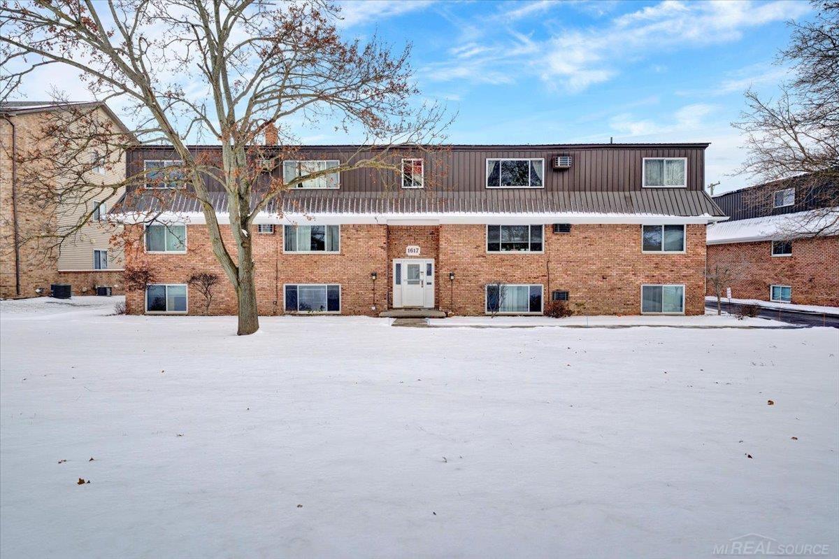 1617 S Riverside Ave C-18 #4 Avenue — photo
