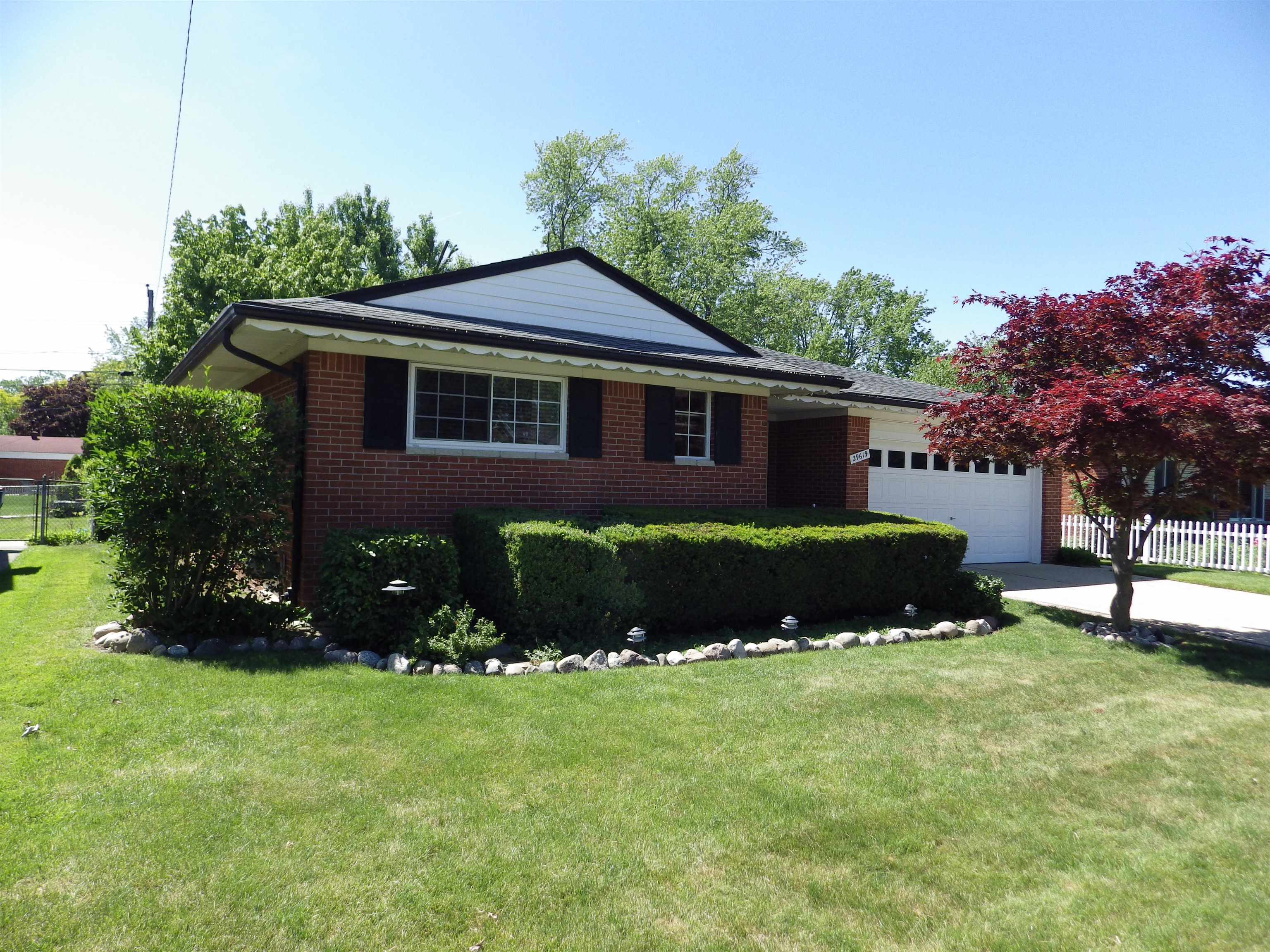 29619 Pinto Dr — photo