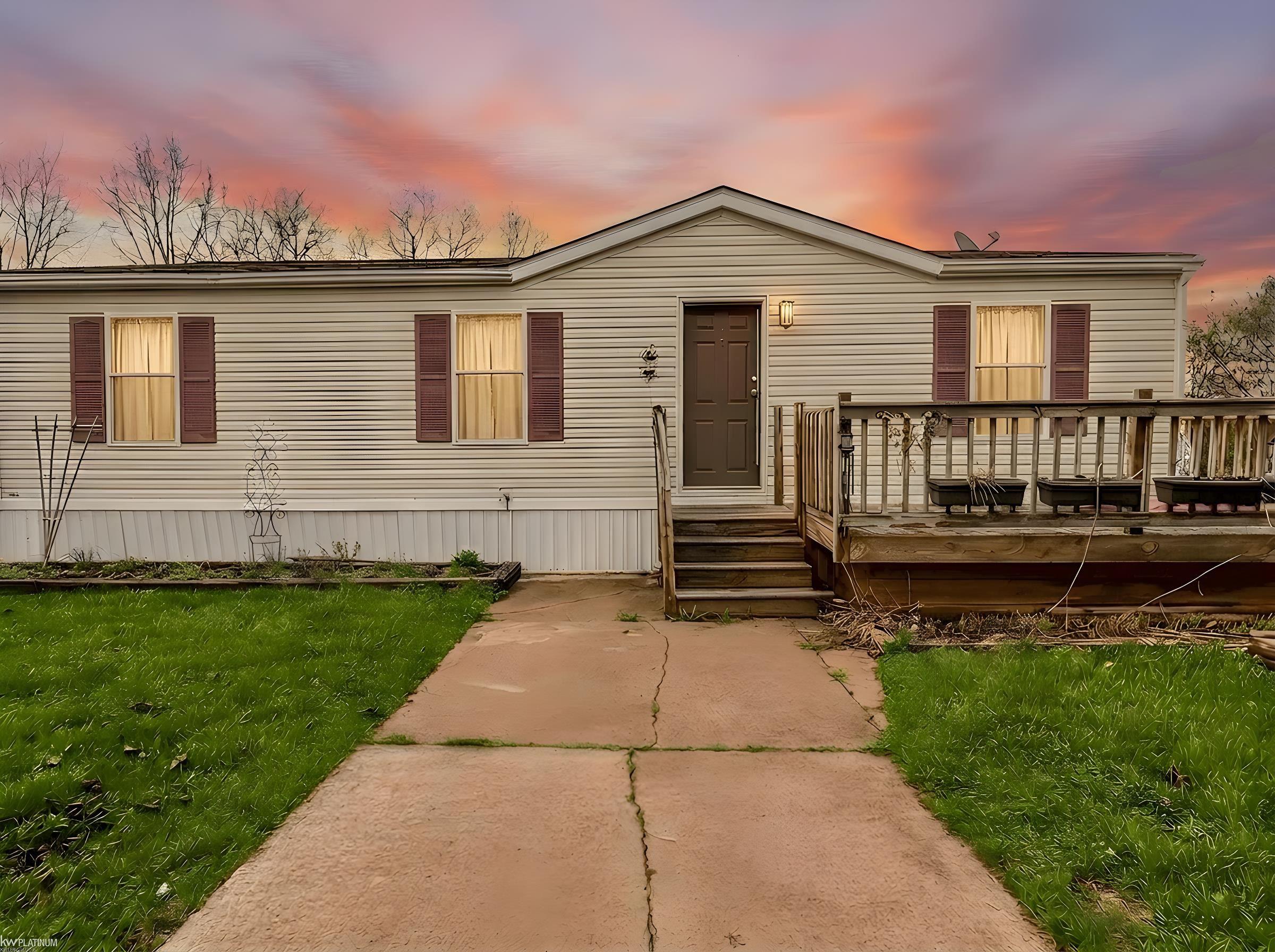3606 Pinoak Street — photo
