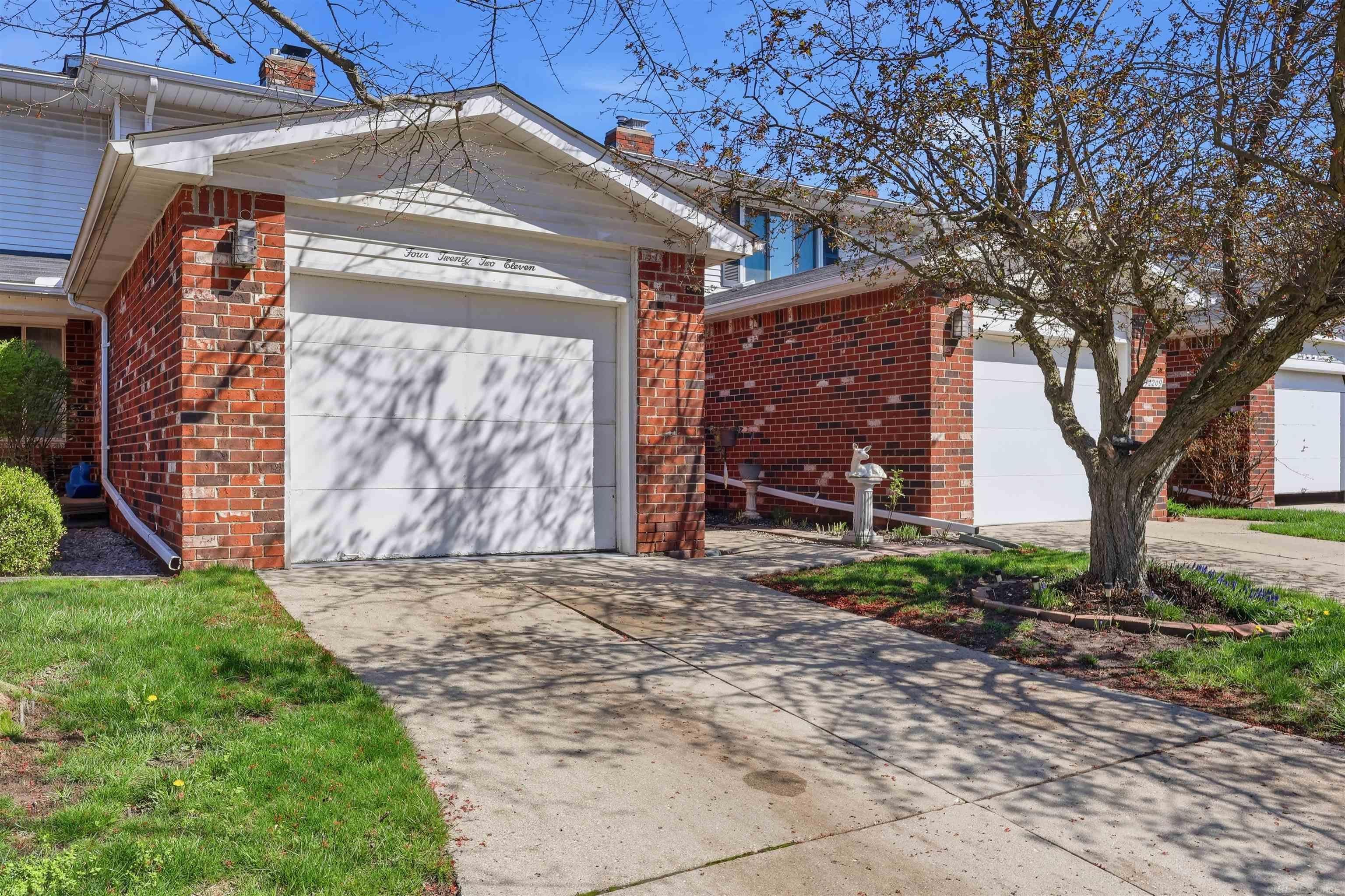 42211 Toddmark Ln Lane — photo