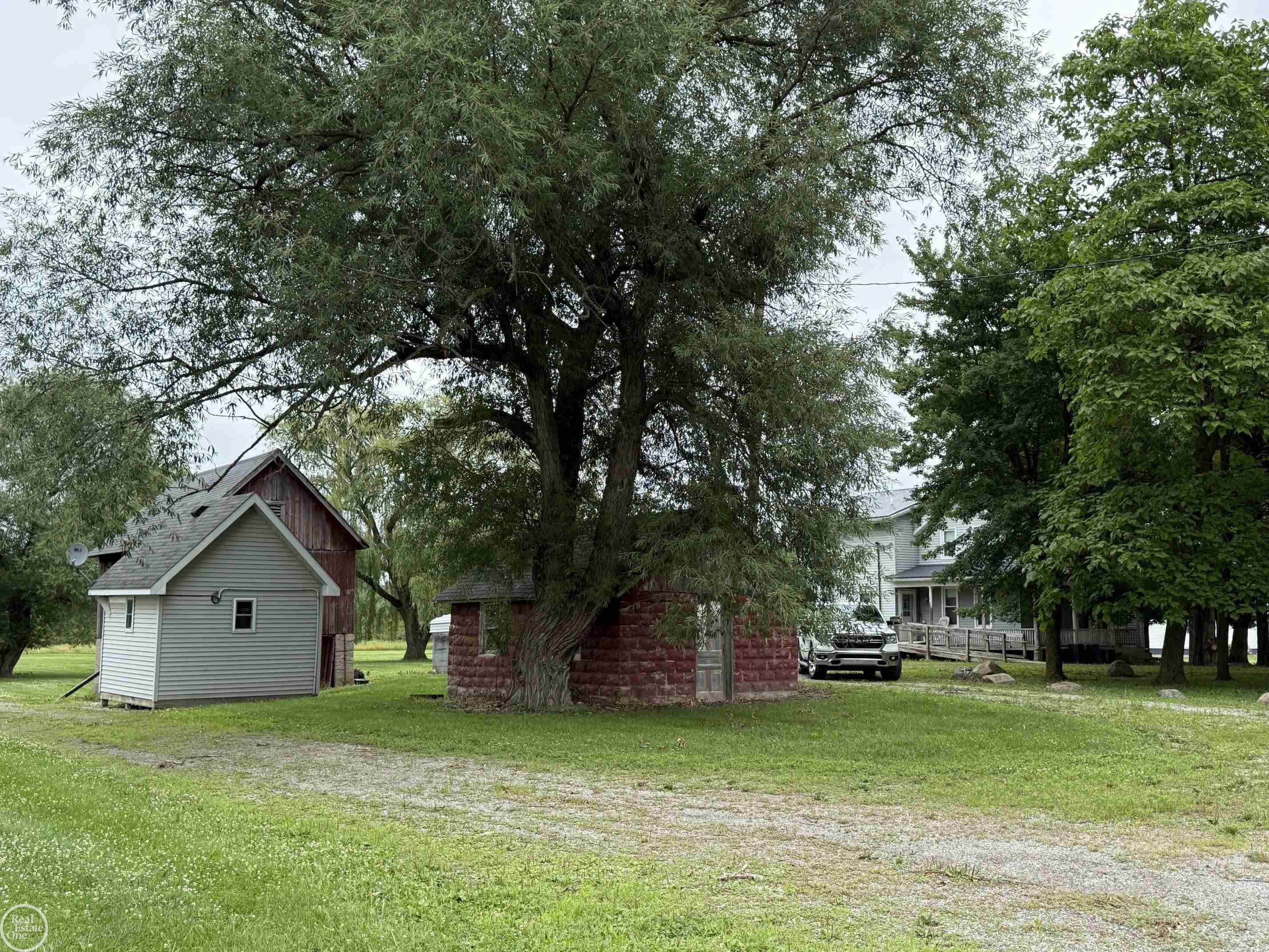 15594 Bryce Road, Capac, MI 48014 — photo 2