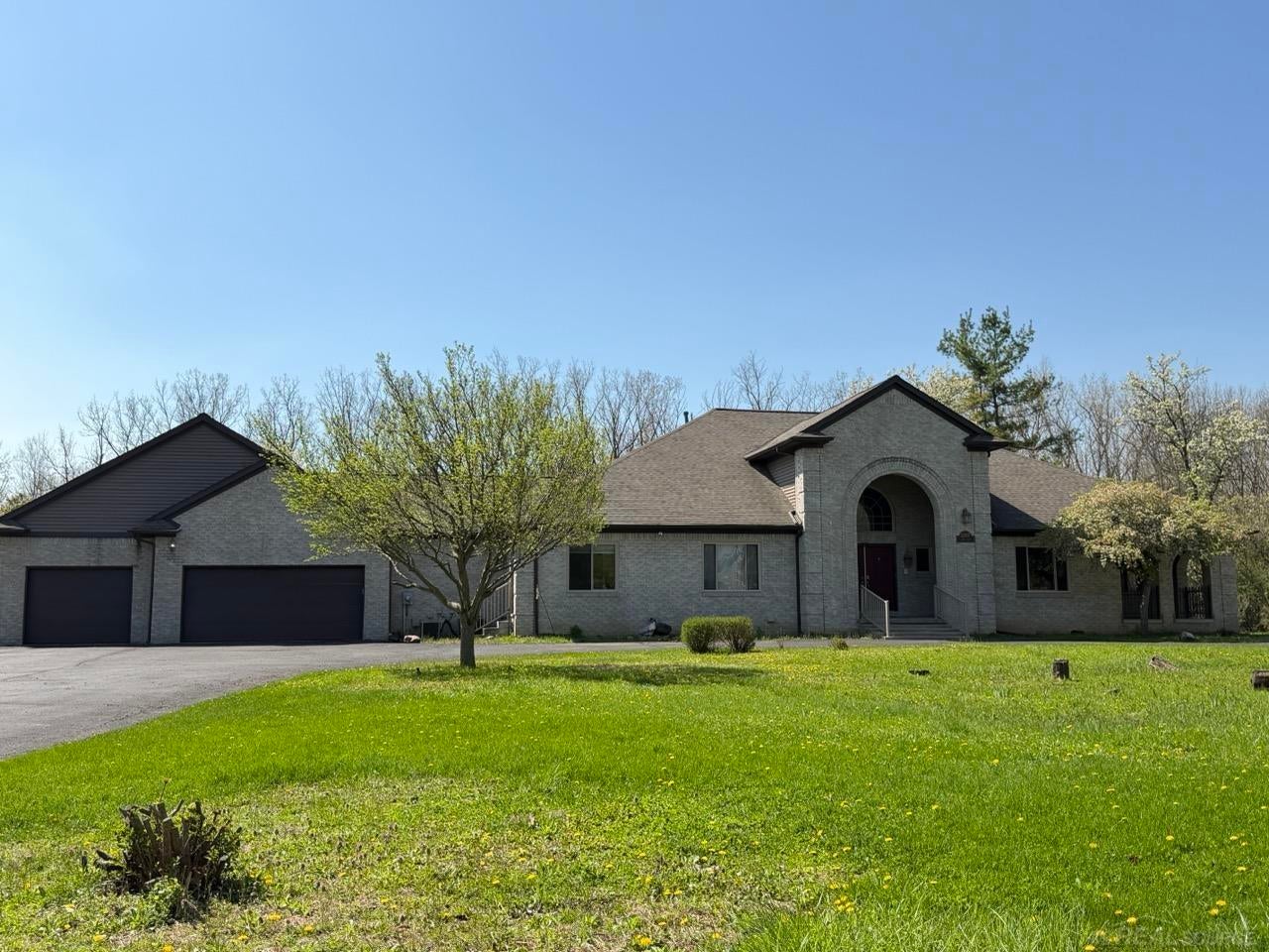 21707 Lilac Lane — photo