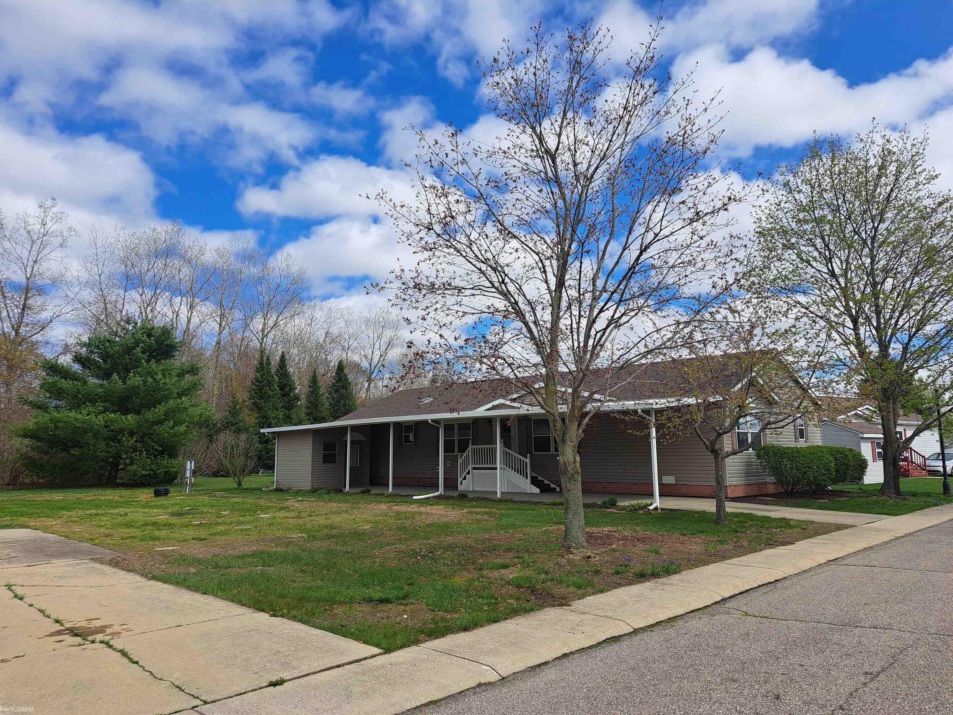 536 Swan Creek Court — photo