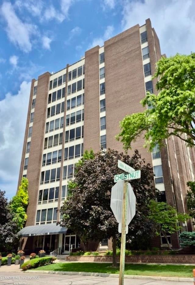 20 Chestnut Street — photo