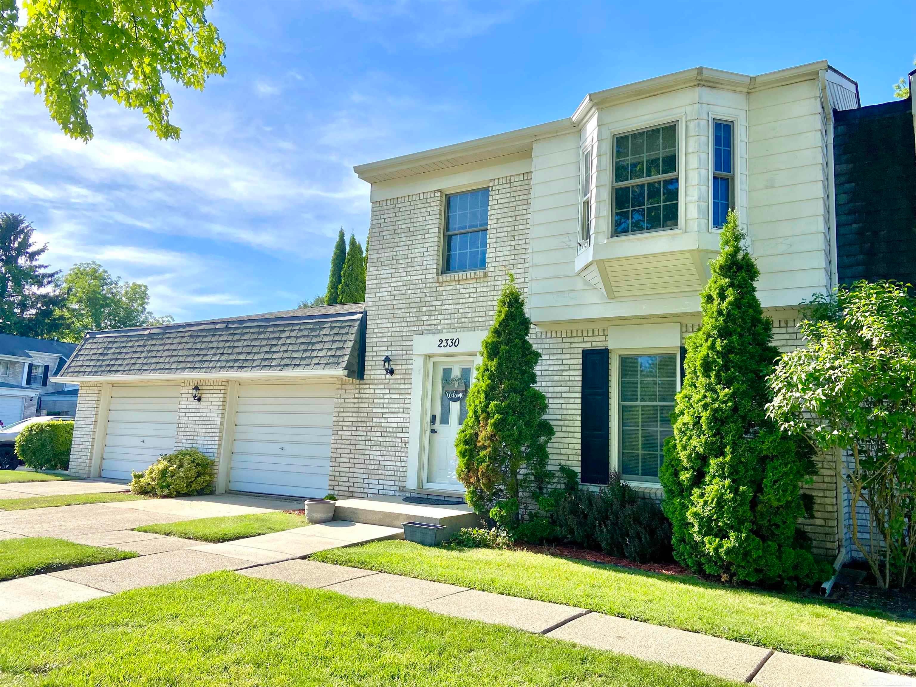 2330 Hillendale Drive — photo