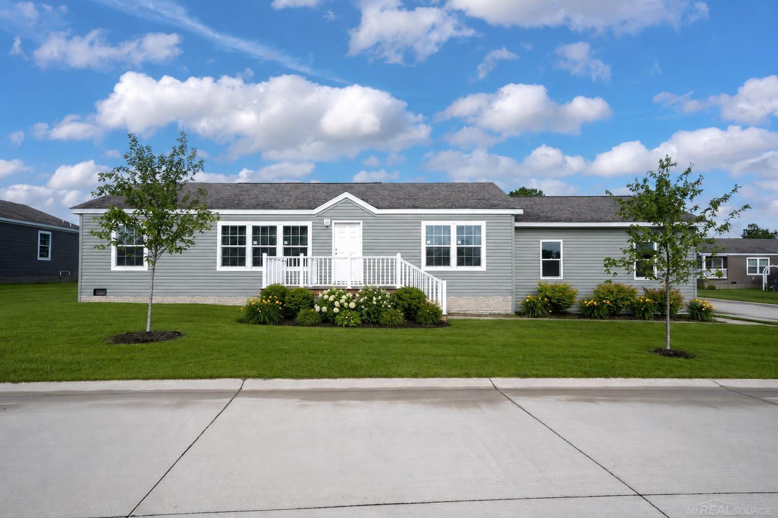 2776 Pinellas Court — photo