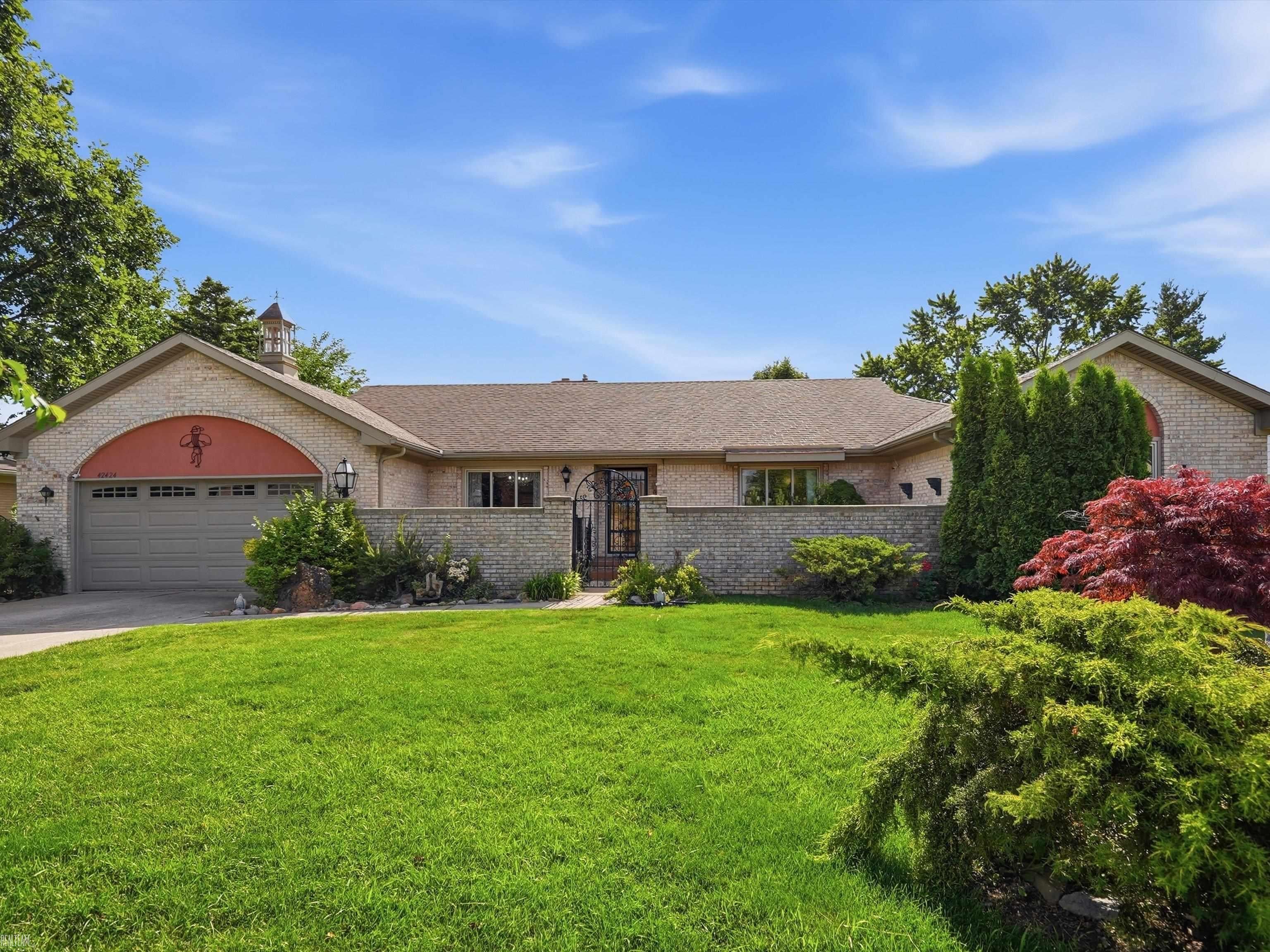 42424 Tessmer Drive — photo