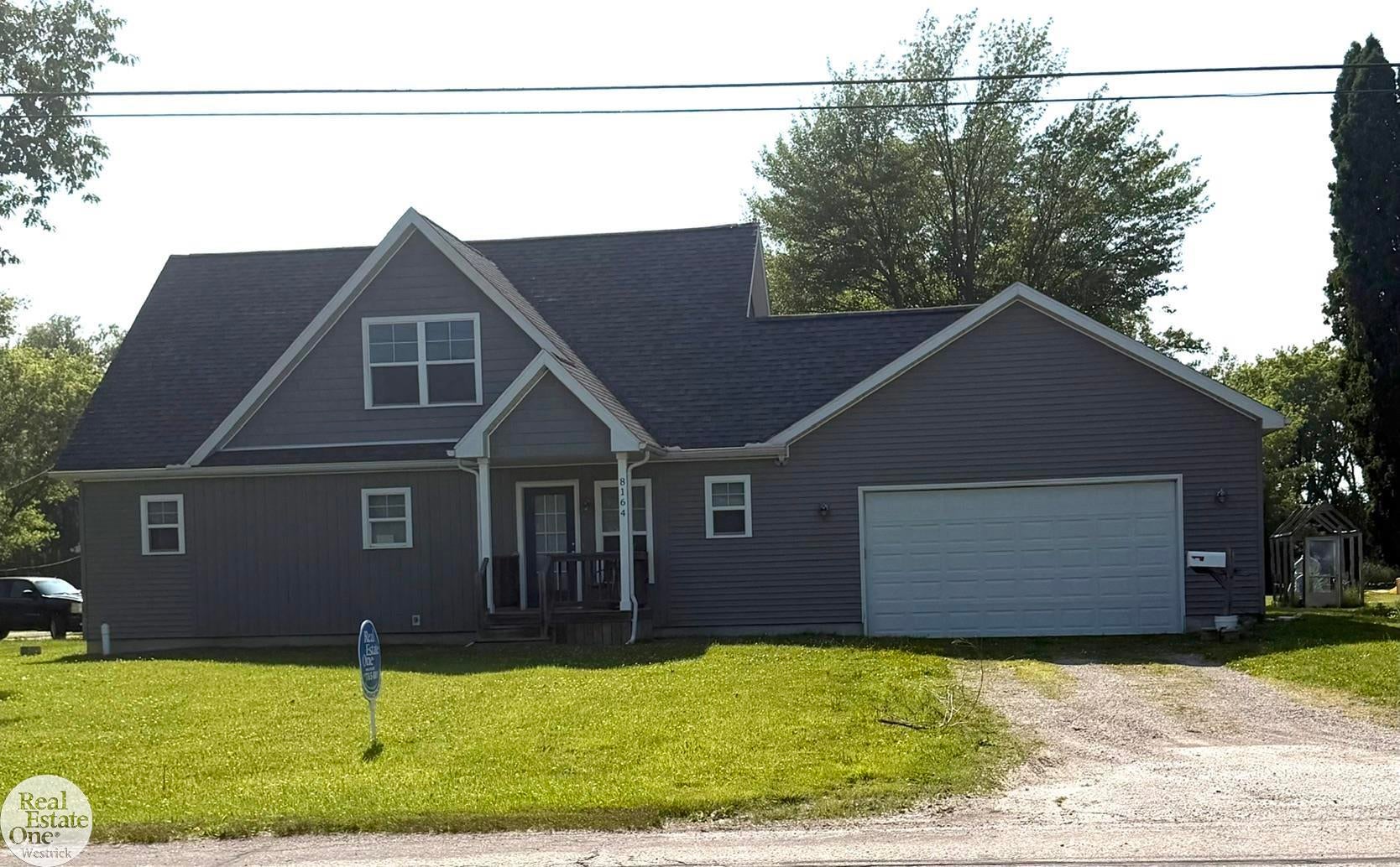8164 River Road — photo