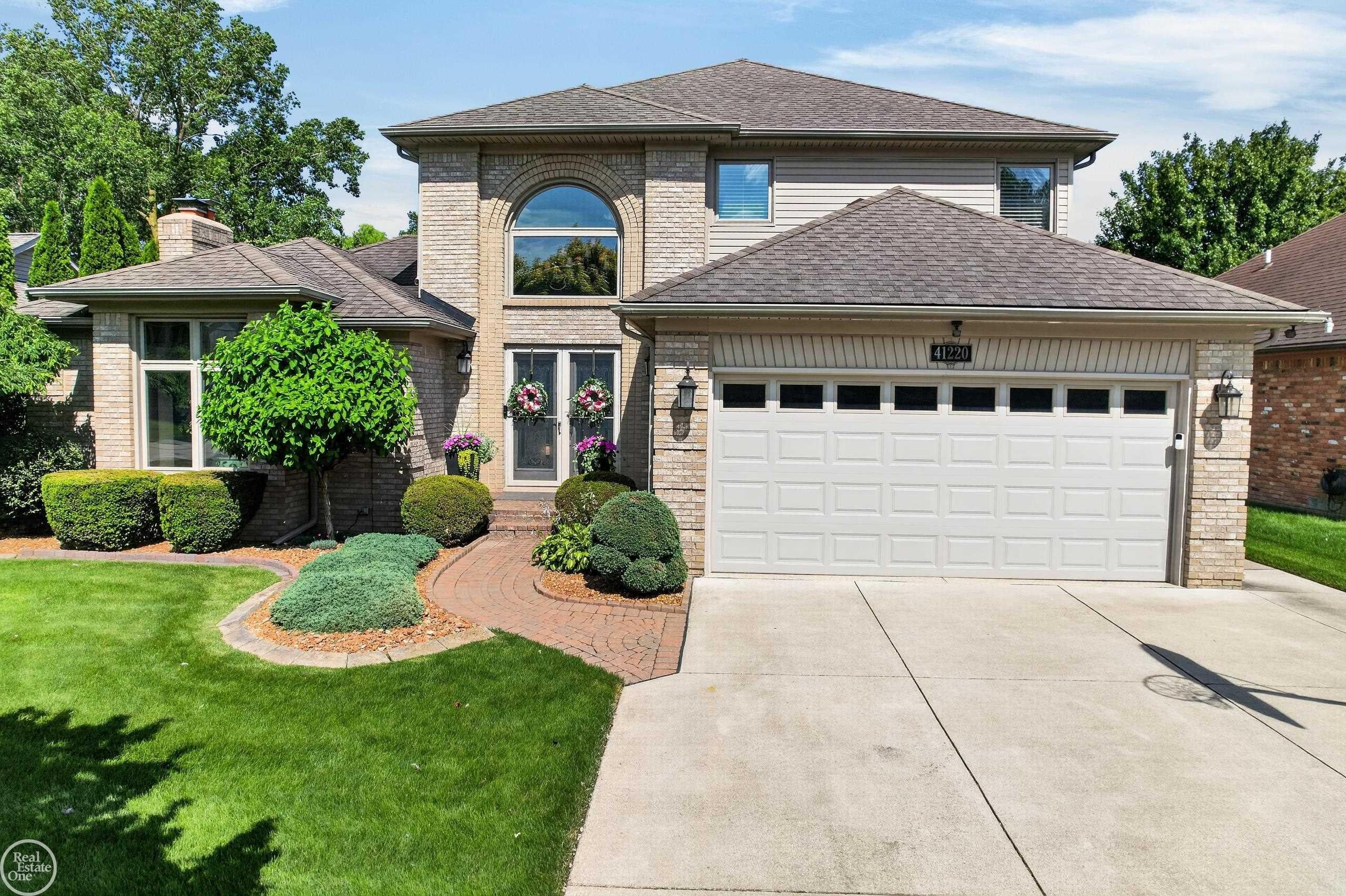 41220 Scarborough Court — photo