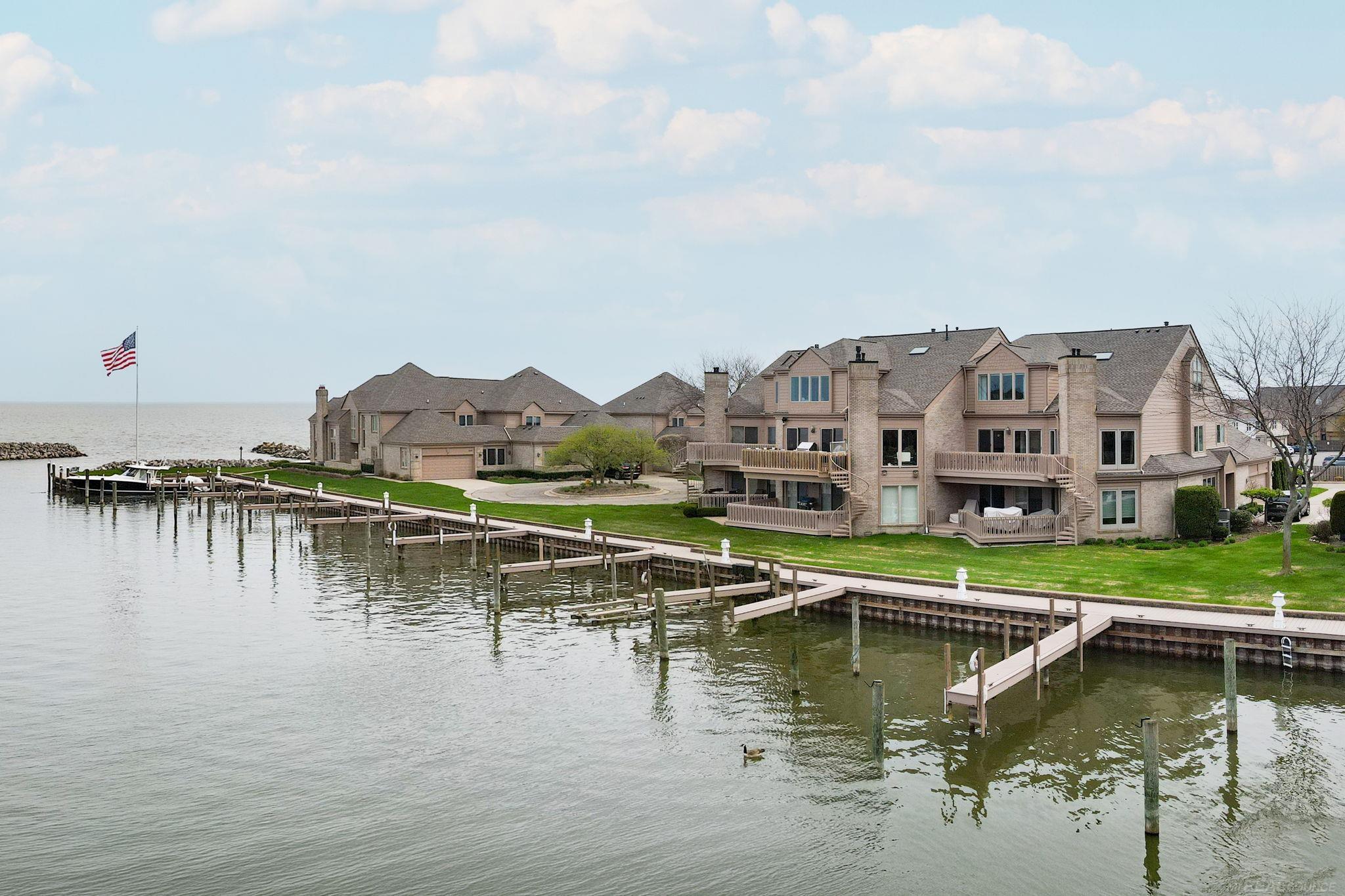 26230 Harbour Pointe Drive — photo