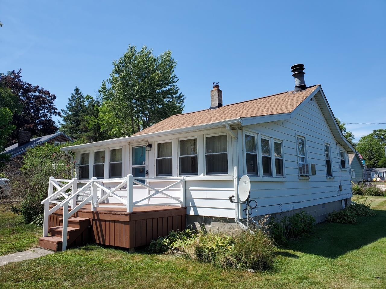 7391 Juniper Road — photo