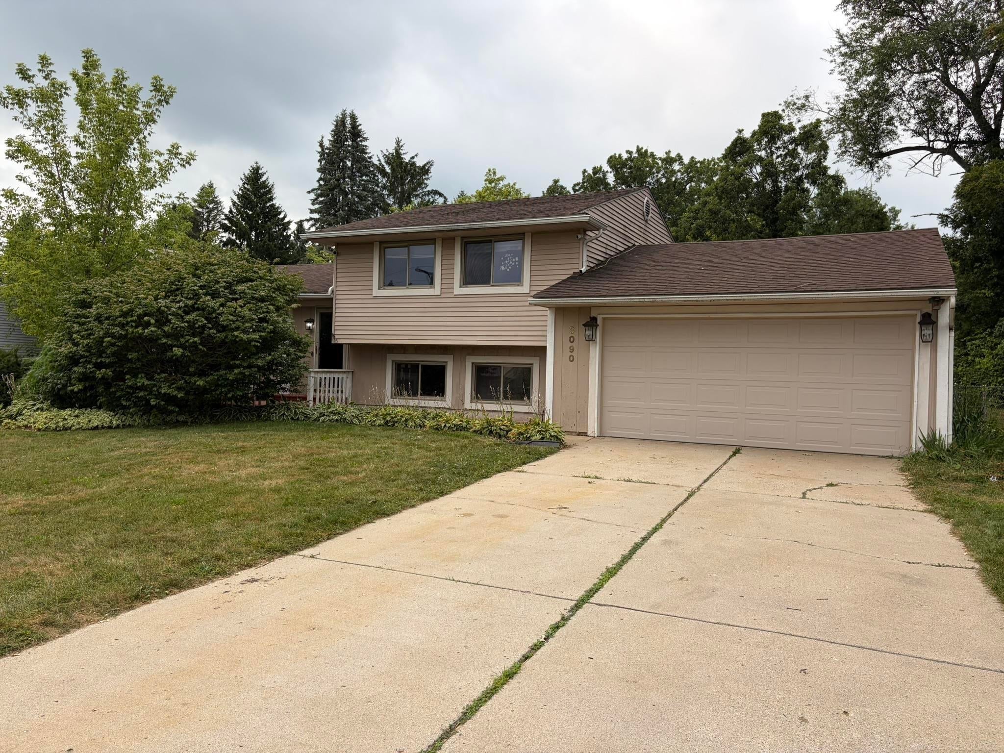 3090 Ripple Way — photo