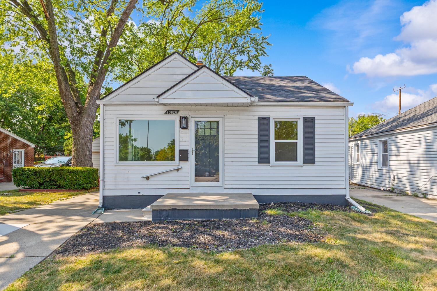 20626 Ridgemont Road, Harper Woods, MI 48225 — photo 3