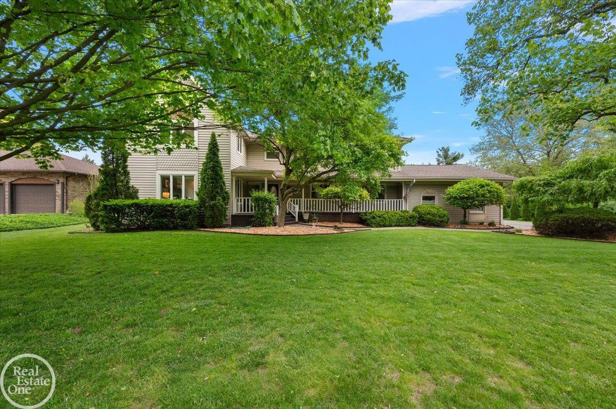88 Aspinwall Drive — photo