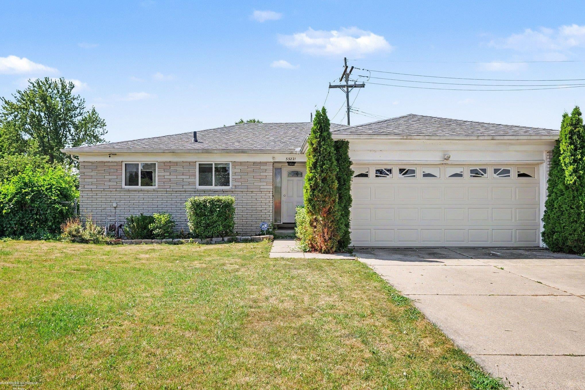33221 Clifton Drive — photo