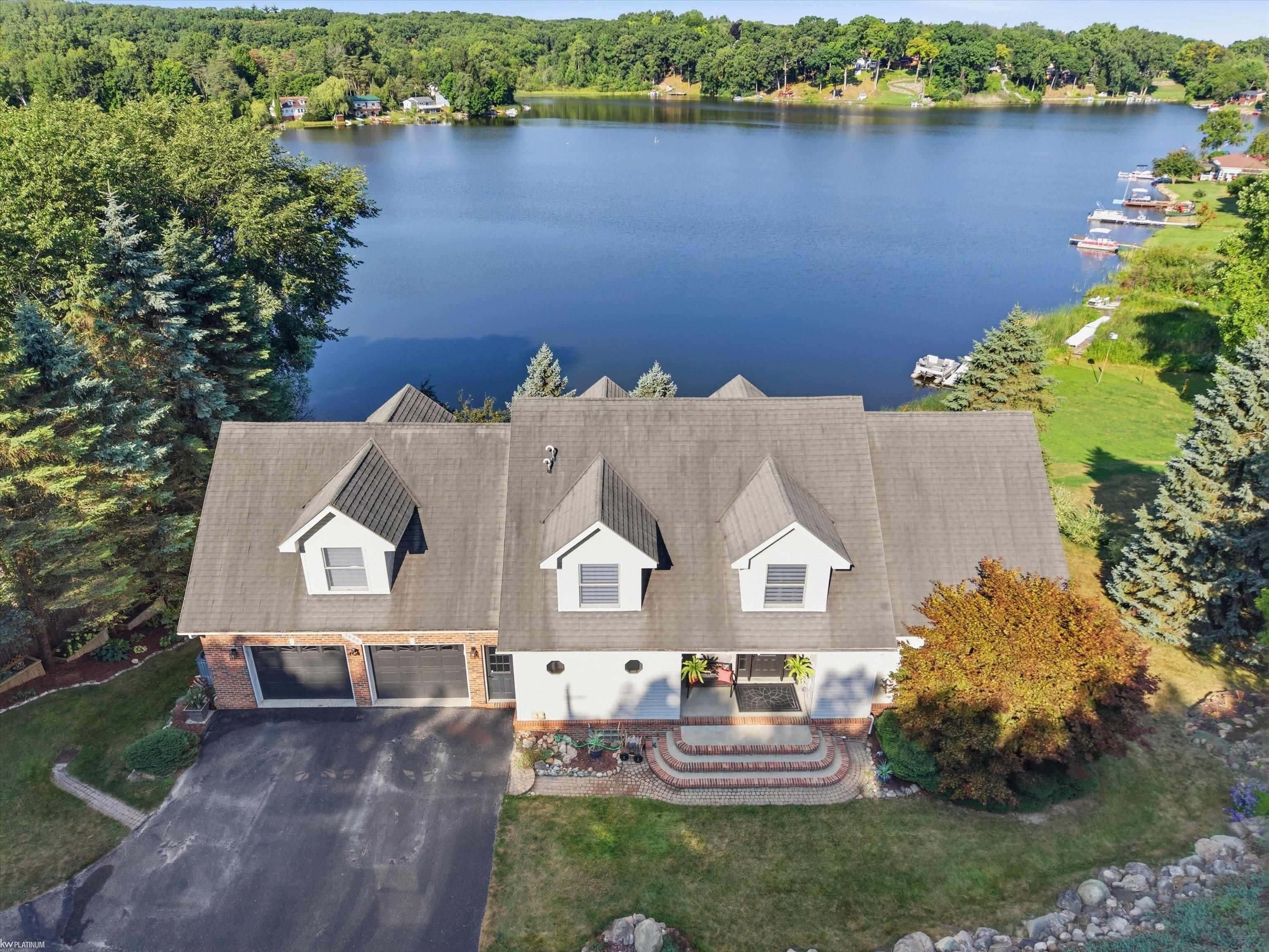 3686 East Lake Drive — photo