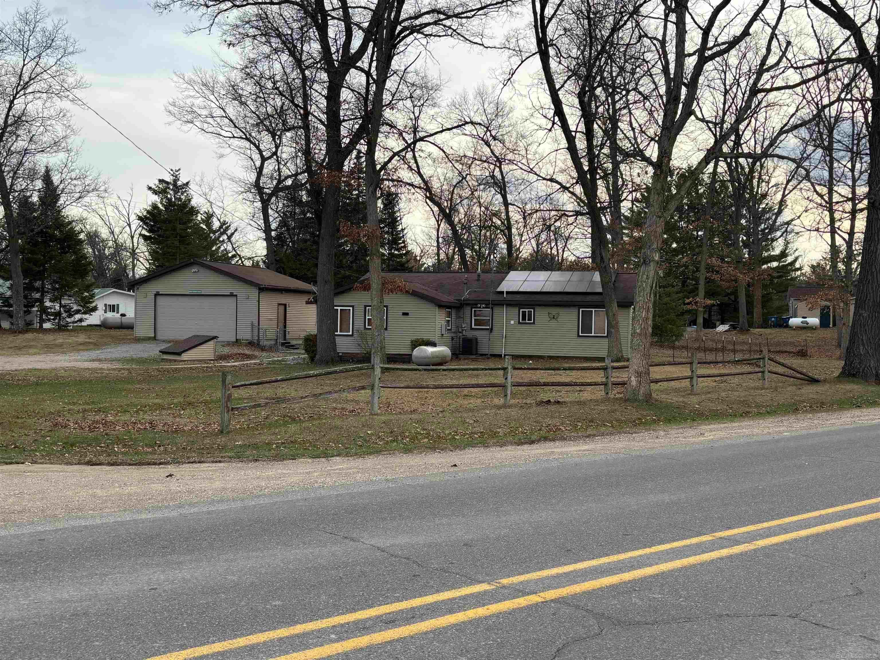 2901 Cathy Street — photo