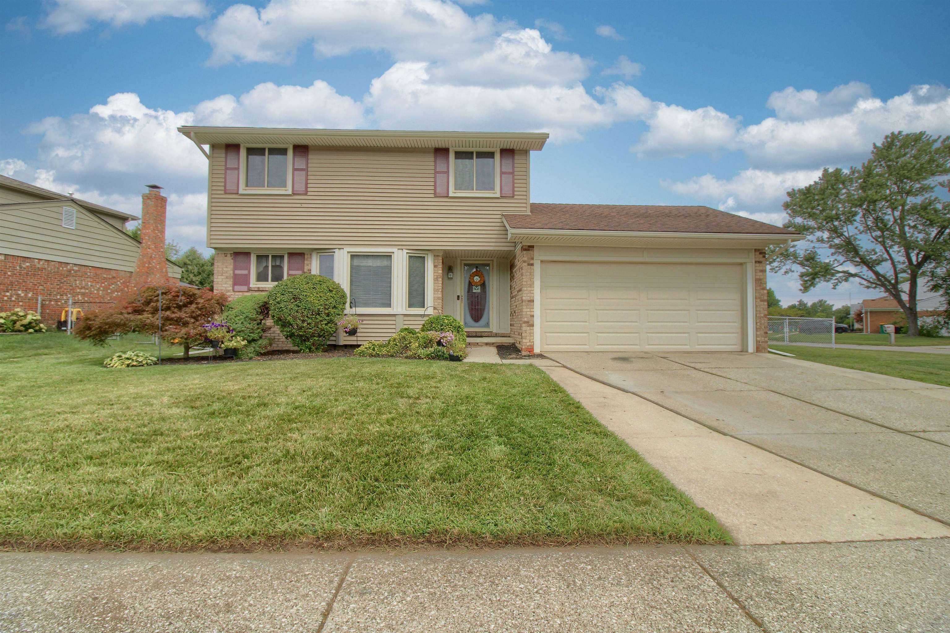 26012 Rose Marie Drive — photo