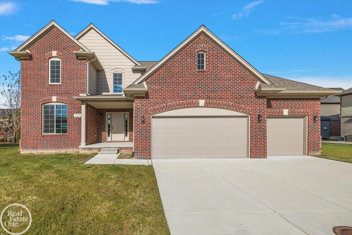 22121 Tahquamenon Court — photo