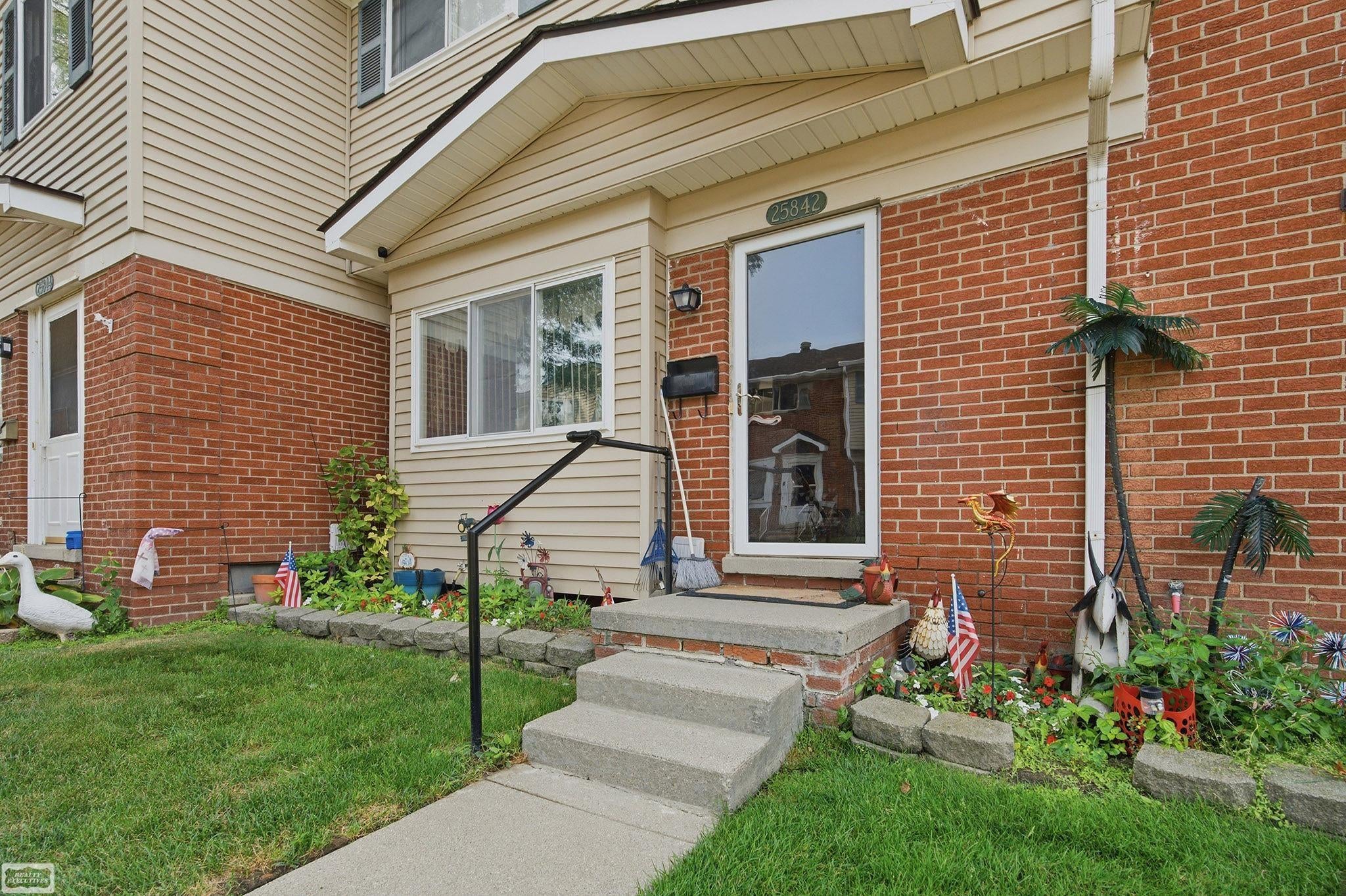 25842 Jeanette Court Street — photo