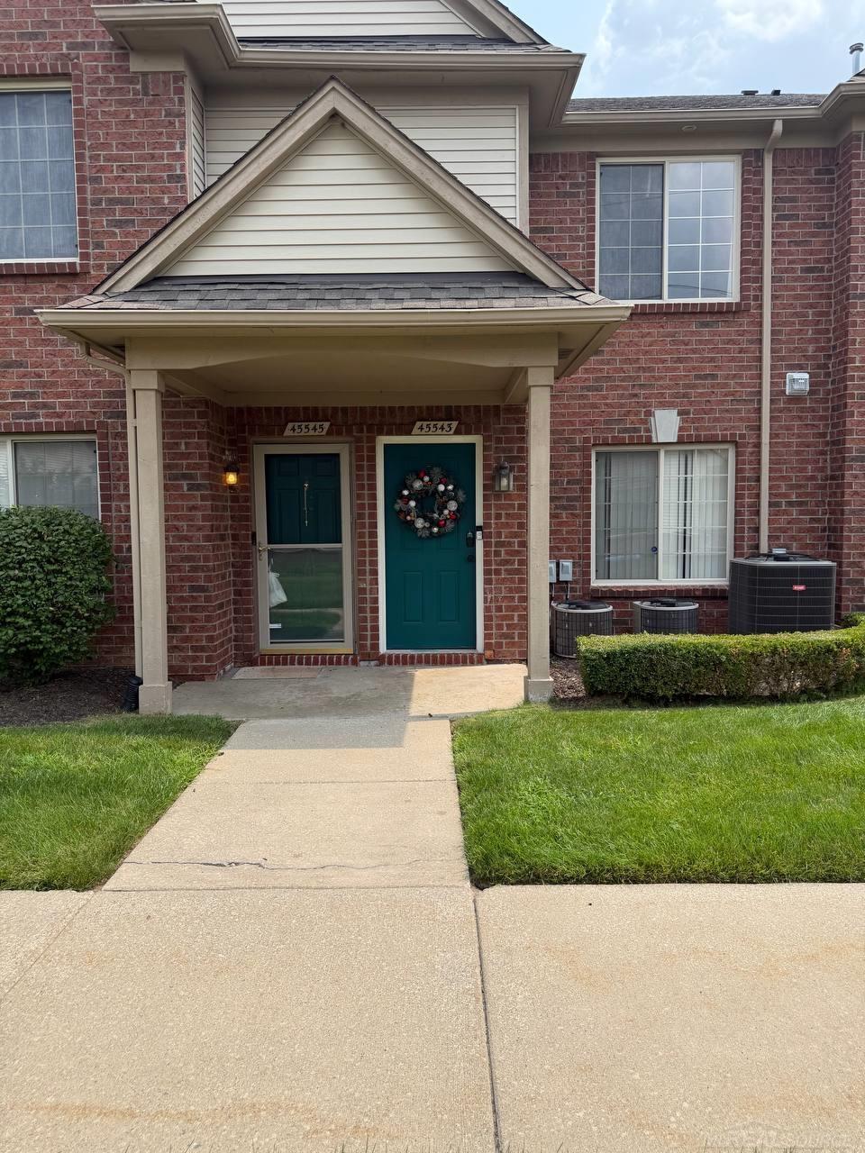 45543 Hidden View Court — photo