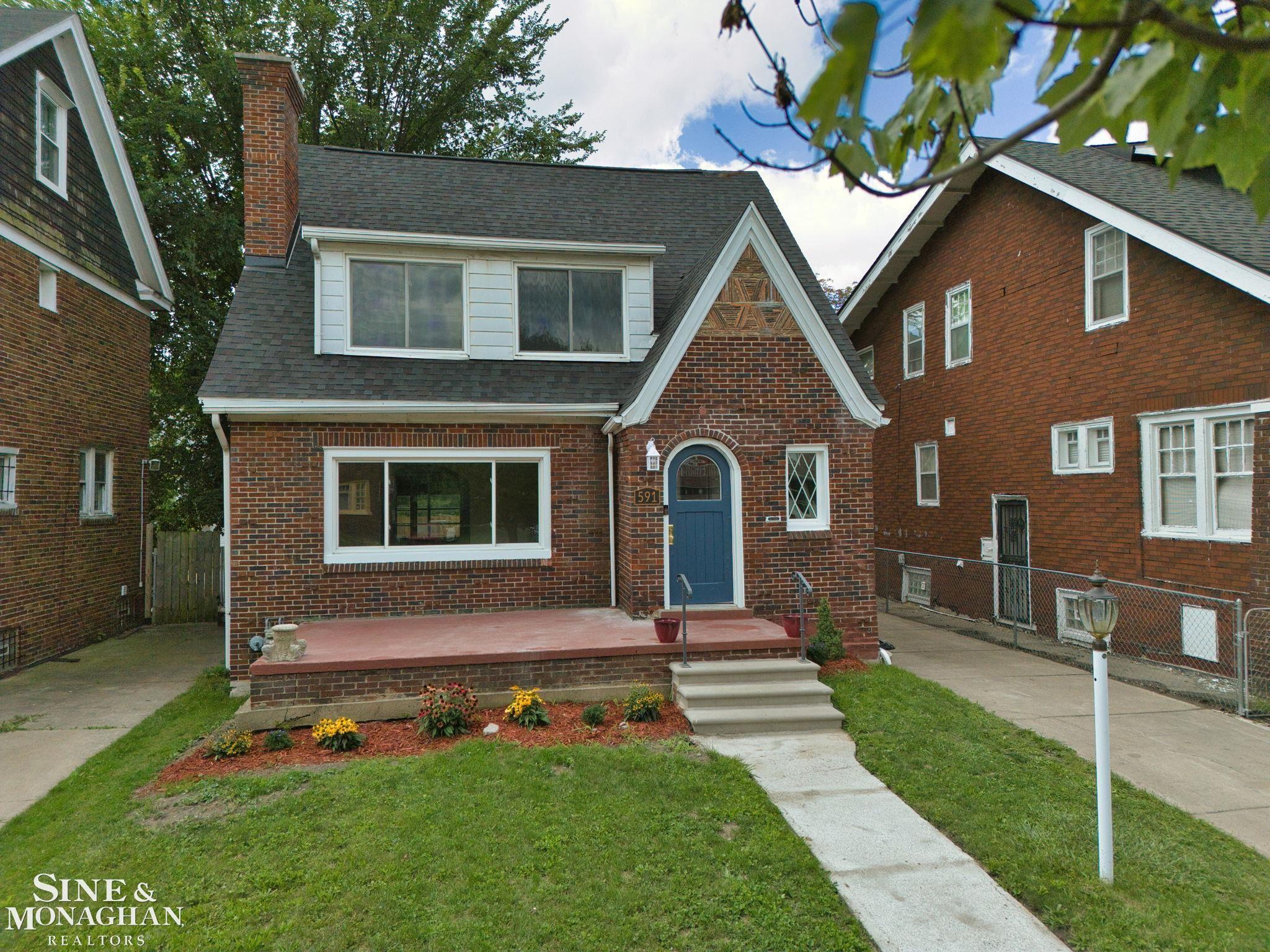 591 Chalmers Street — photo