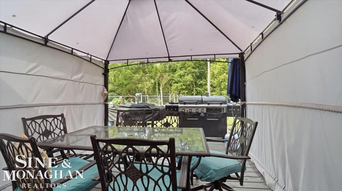 137 E Meldrum Circle, StClairCity_StClair, MI 48079 — photo 3