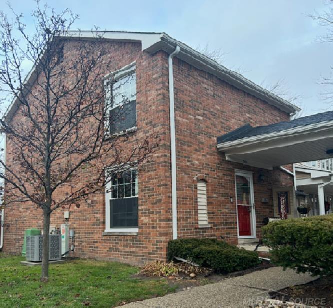 3551 Crooks Road — photo