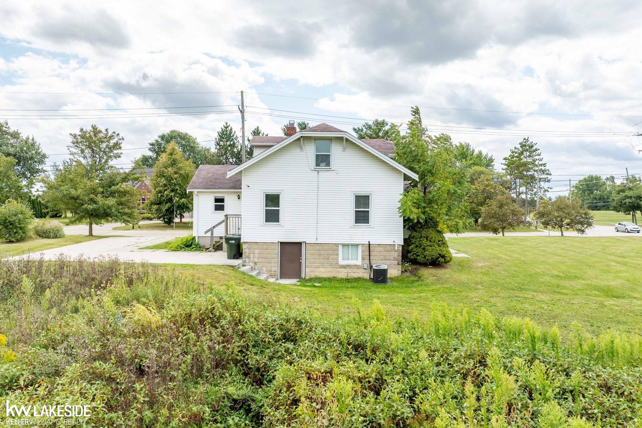 42040 Ryan Road — photo
