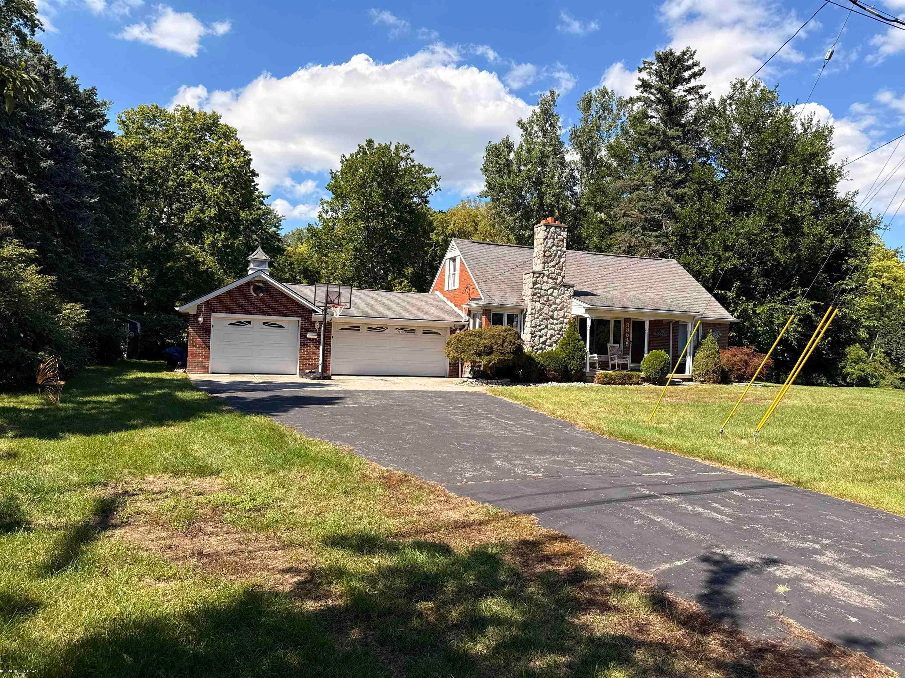 38545 Riverside Drive — photo