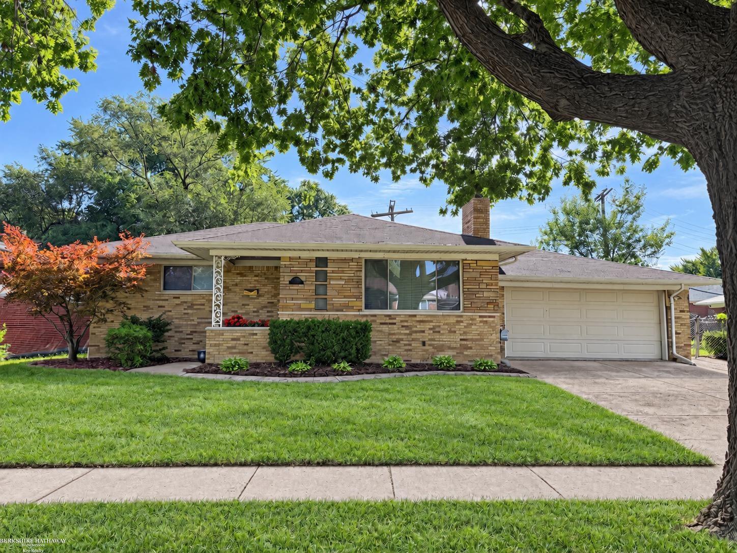 21412 Pallister Street — photo